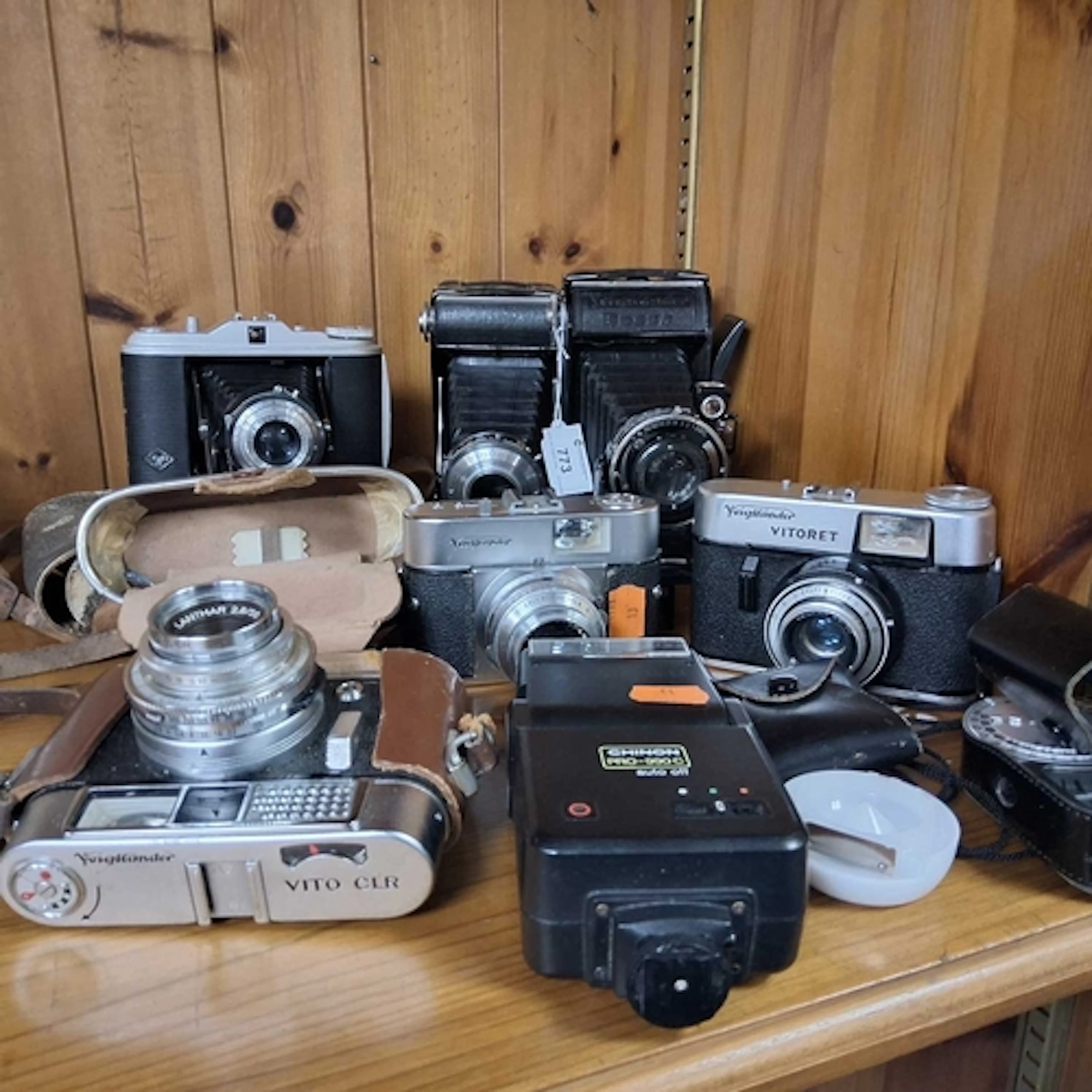 A GROUP OF VINTAGE CAMERAS to include mostly Voightlander ex...