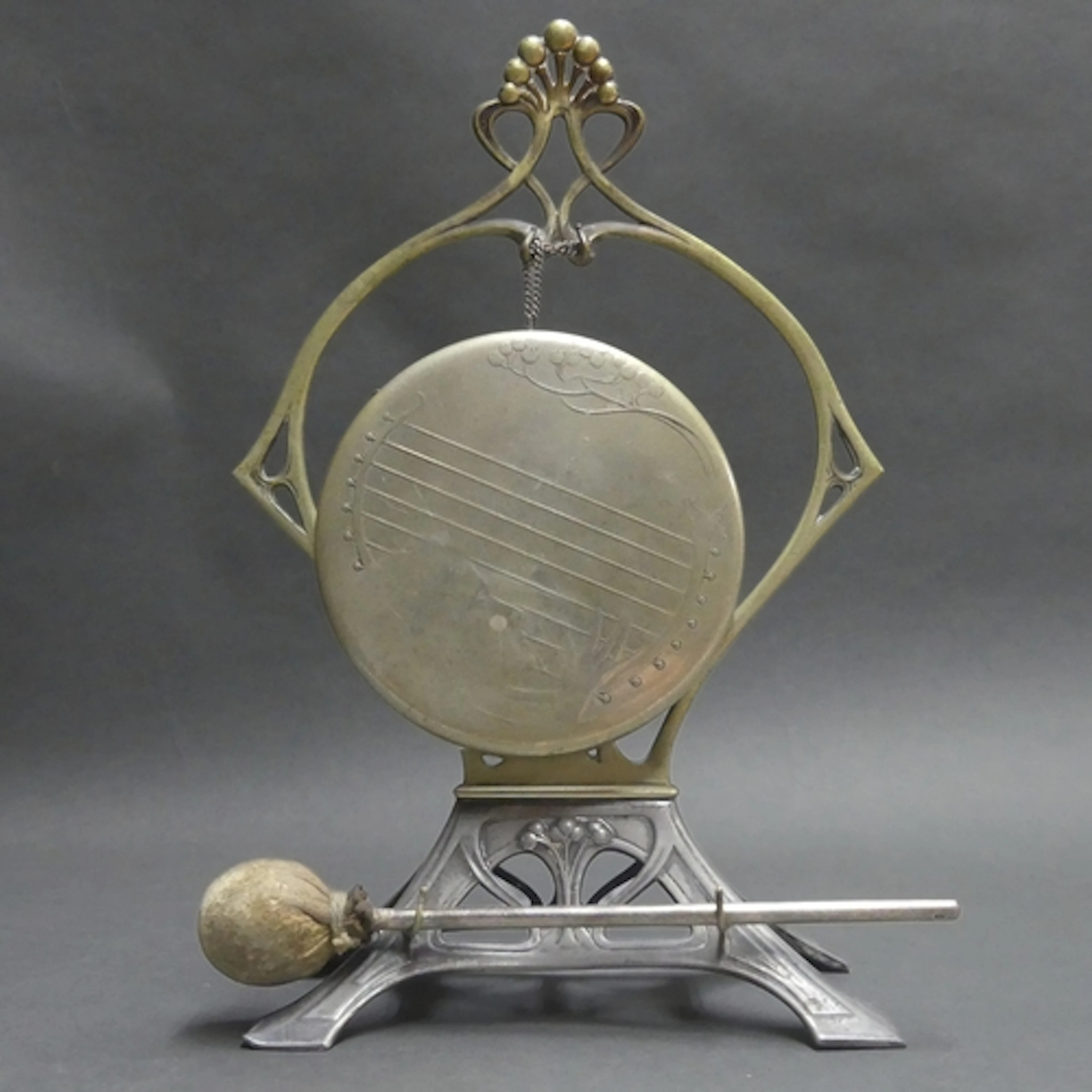 WMF - An Art Nouveau brass and pewter table gong, design 90,...