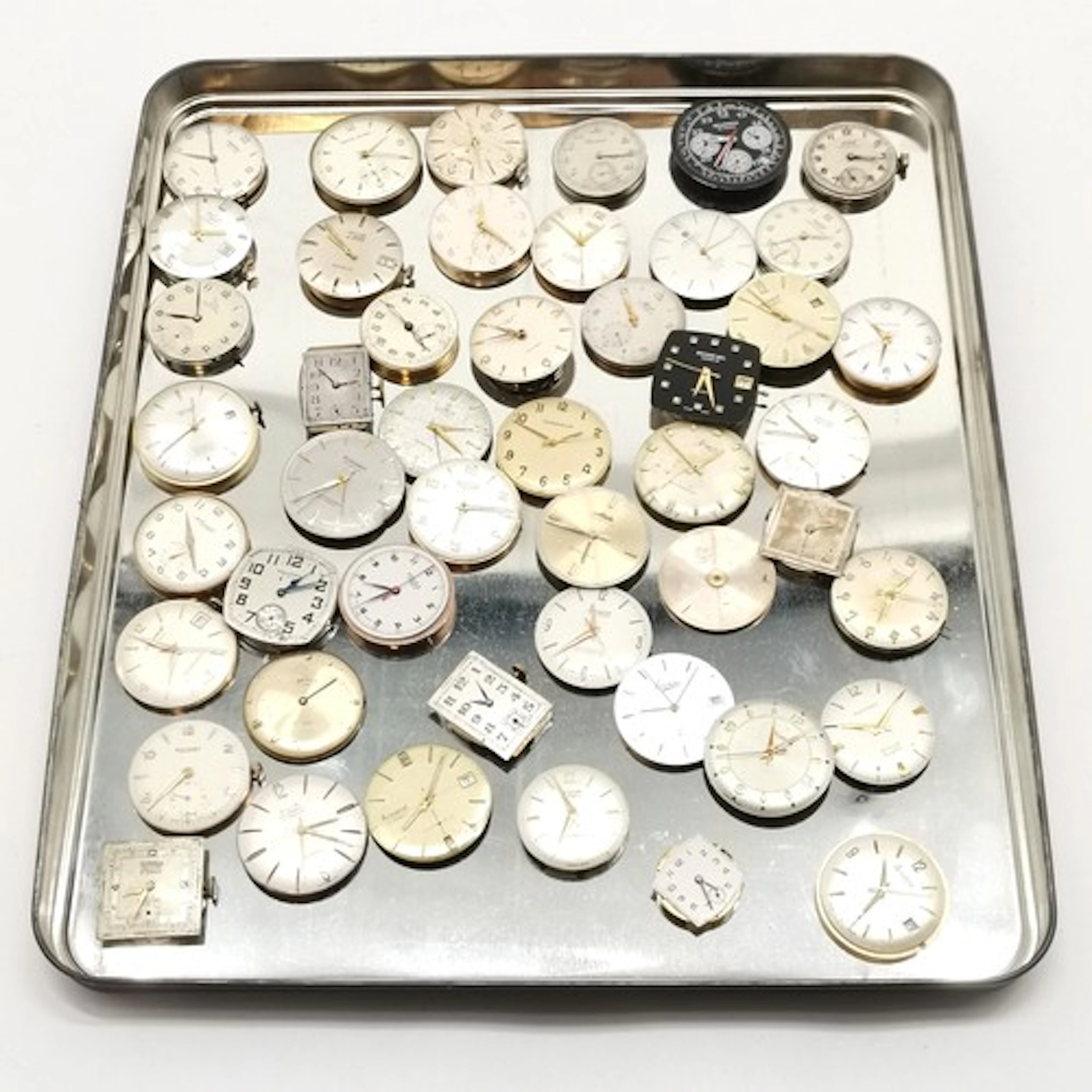 Large qty of wristwatch movements inc Sekonda quartz chronog...
