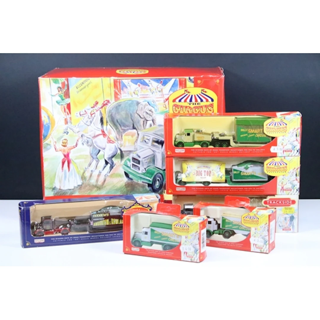 Seven boxed Lledo Days Gone Collectibles diecast models and ...