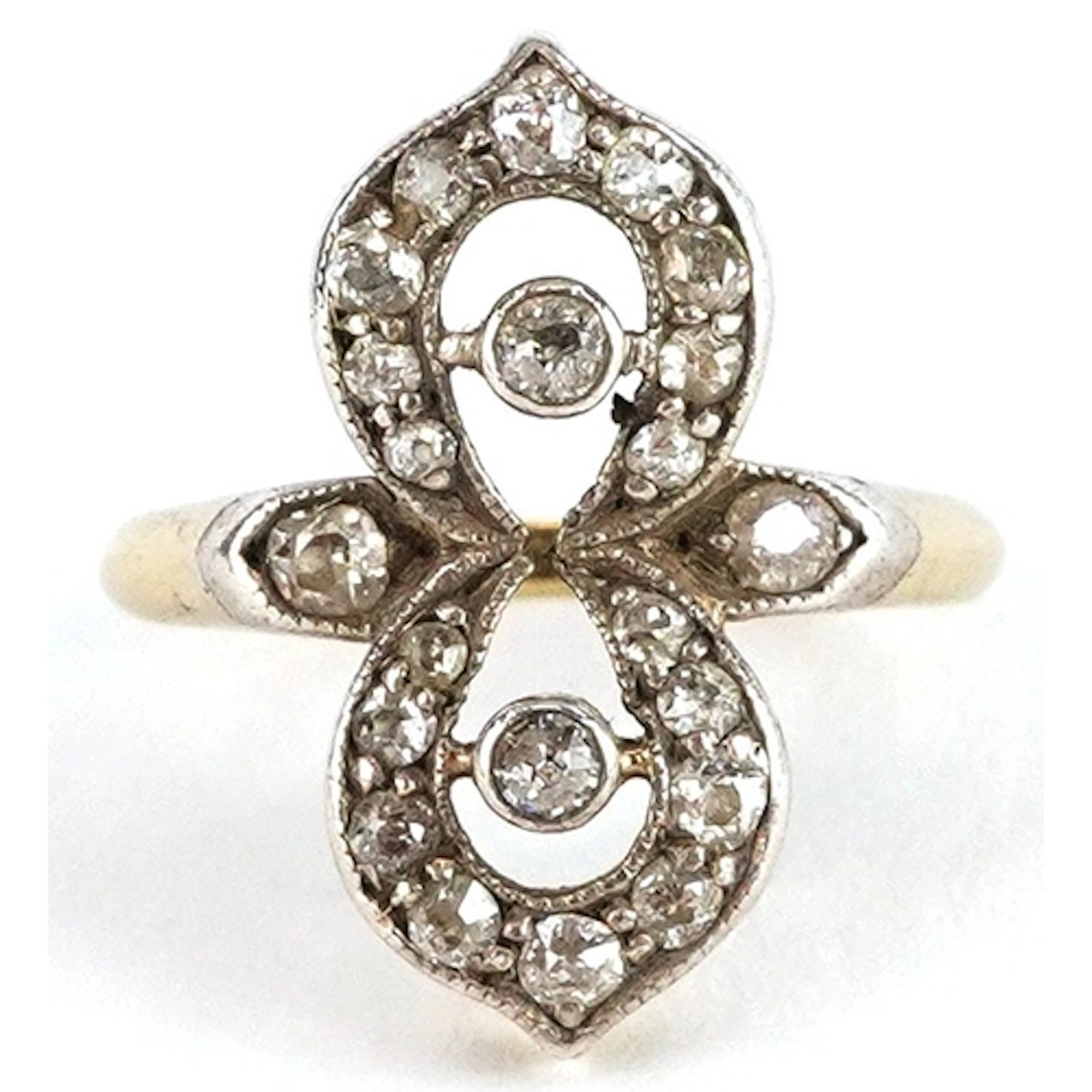 Art Deco 18ct gold diamond cluster ring, size E, 3.1g, house...