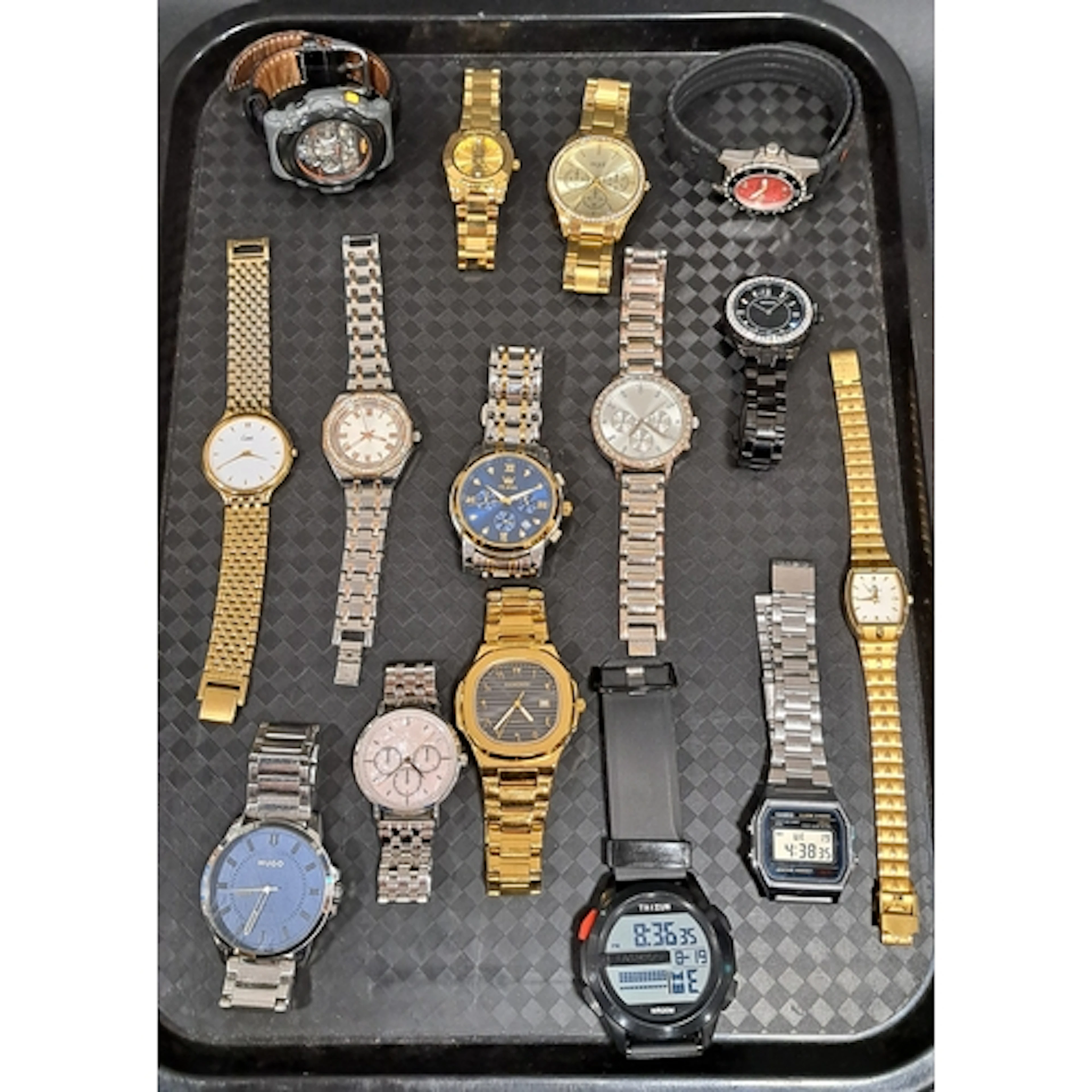 SELECTION OF LADIES AND GENTLEMEN'S WRISTWATCHES including L...