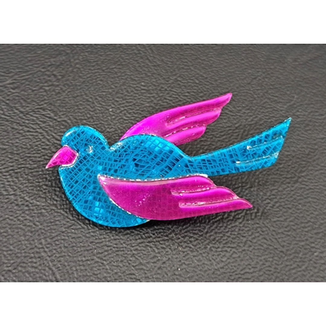 LEA STEIN BIRD BROOCH with lace effect turquoise body and fu...