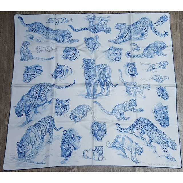 HERMES, Dans I'atelier de Robert Dallet, 1005 silk scarfe, 8...