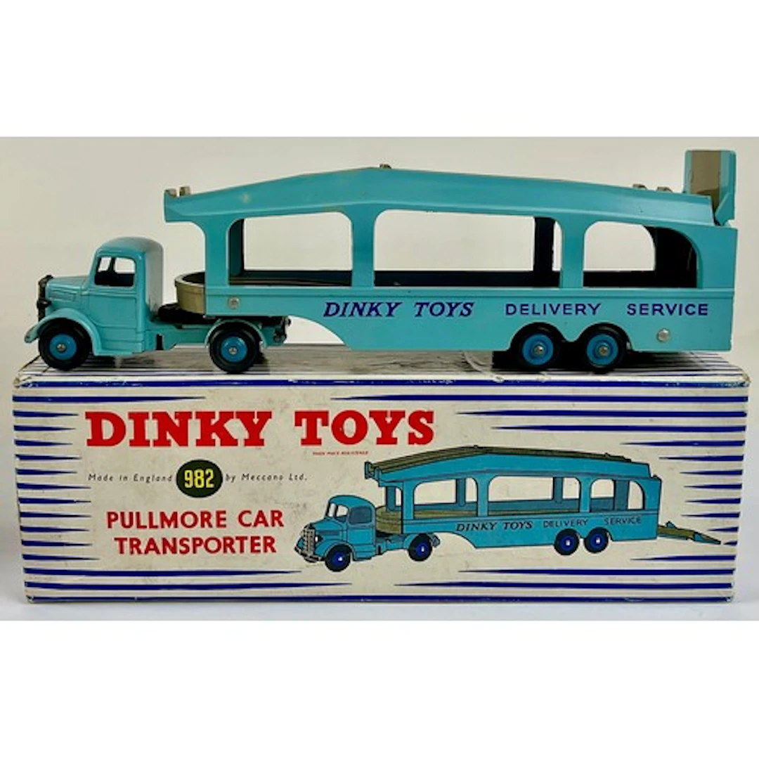 Dinky Supertoys 982 Bedford Pullman Car Transporter