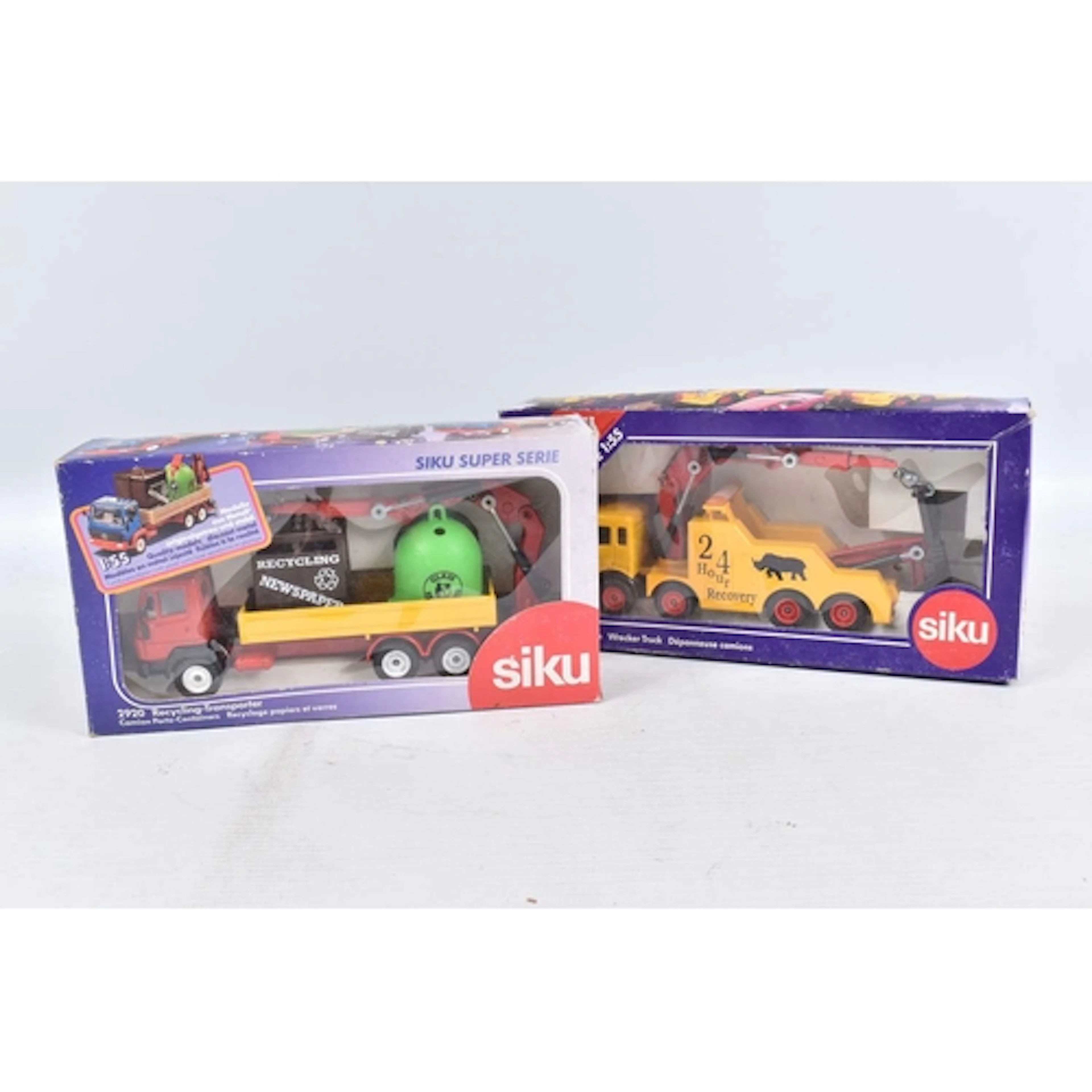 TWO BOXED SIKU SUPER SERIE 1:55 SCALE DIECAST MODEL VEHICLES...