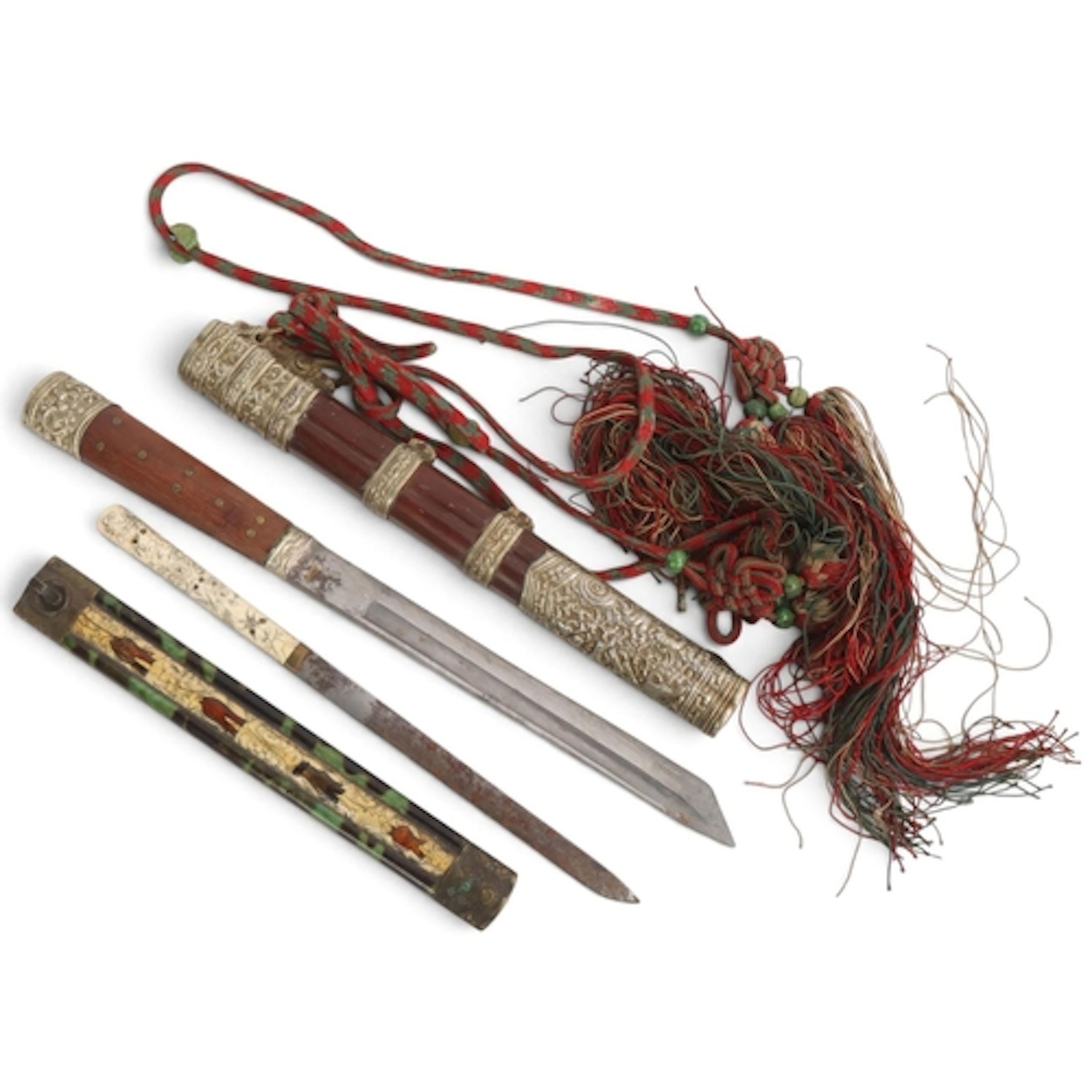 A Japanese bone-handled knife in bone and lacquer sheath, le...