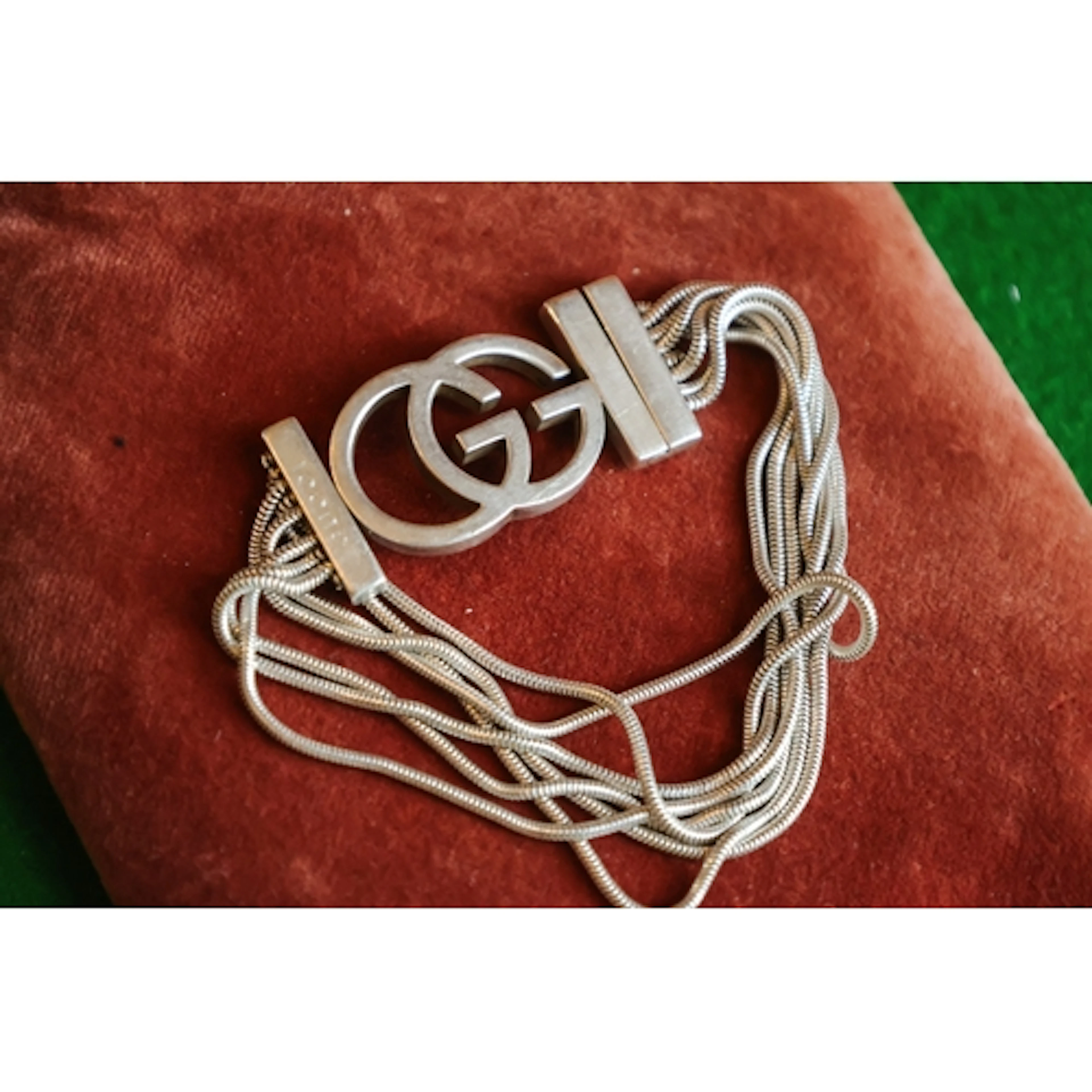 Vintage Gucci Silver Ladies Bracelet Attractive Design