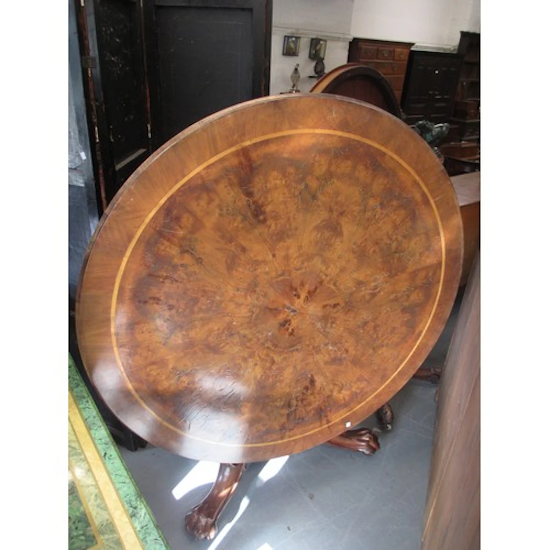 19th Century circular centre table with segmented burr walnu...