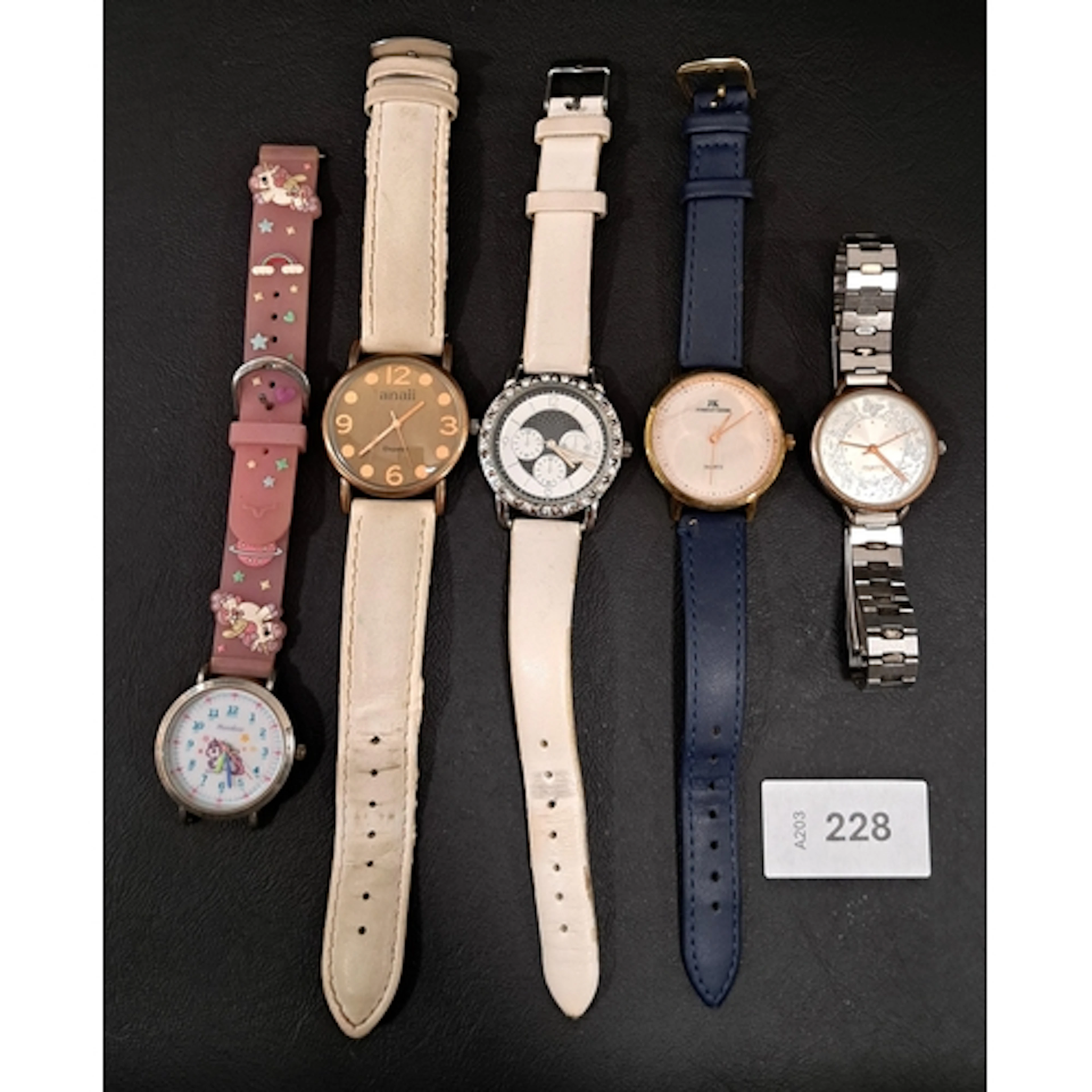 FIVE FASHION WATCHES including Anaii, Jordan Kerr, Maukoo, n...