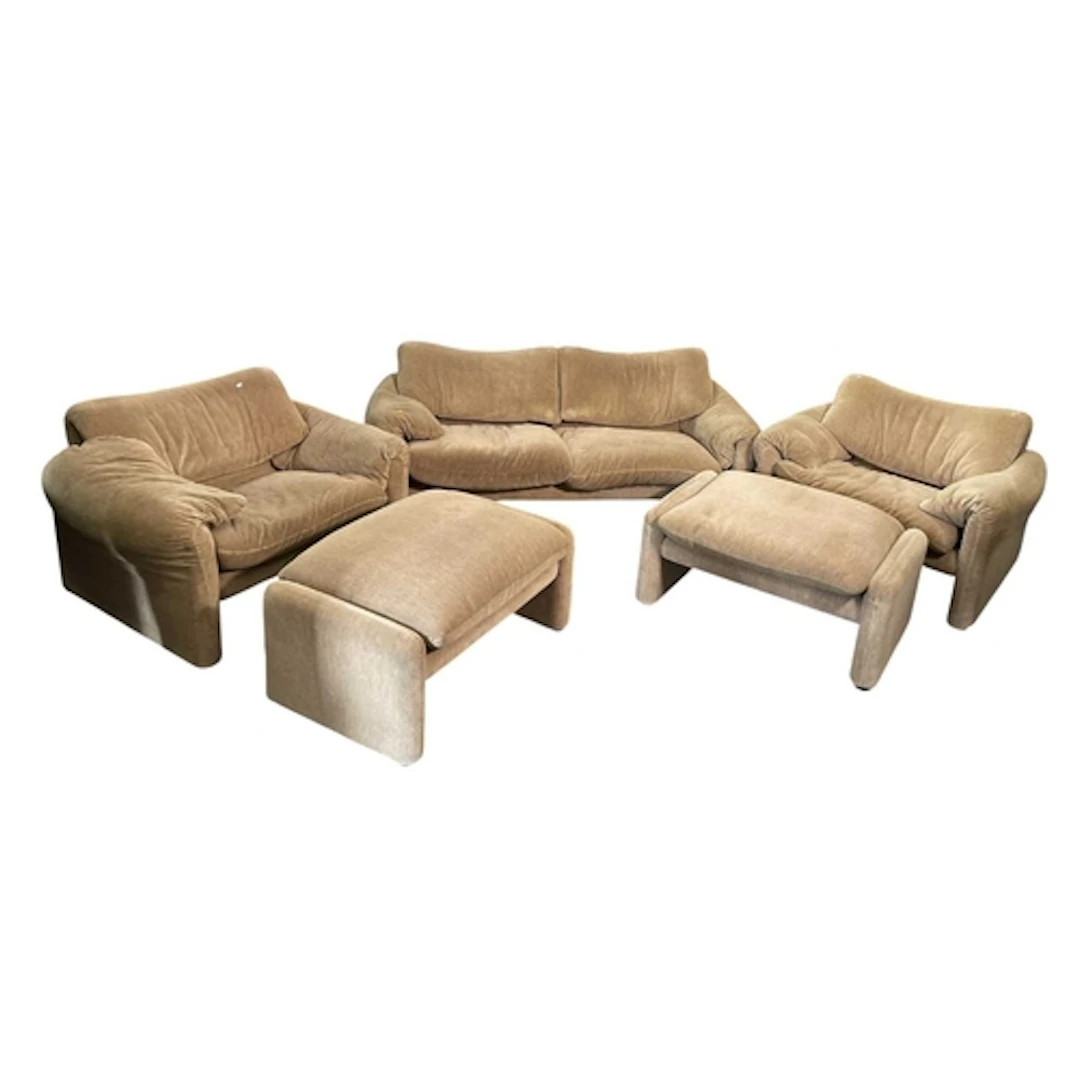 Vico Magistretti for Cassina - Maralunga - an Italian Magist...