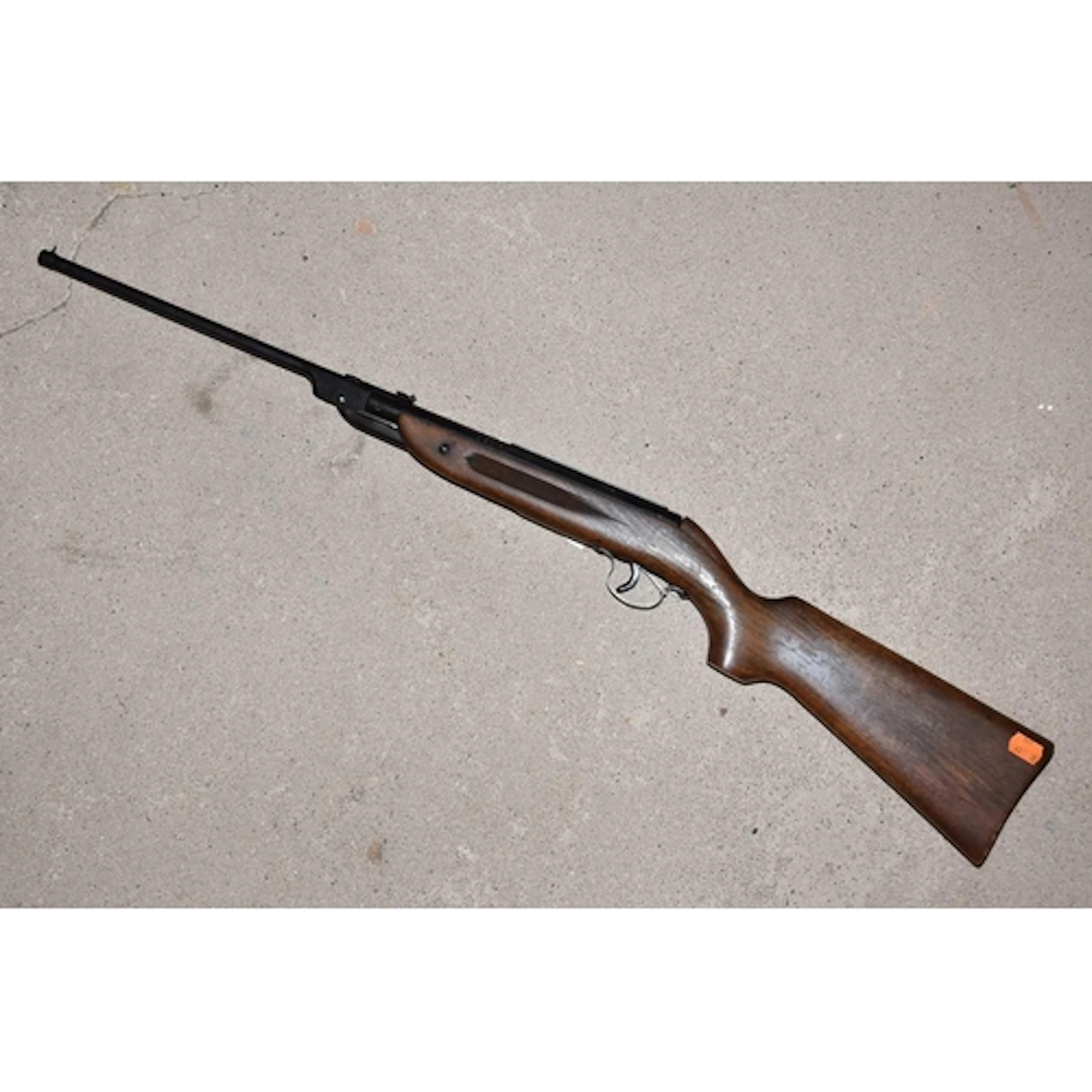 A WEBLEY & SCOTT JAGUAR .177 AIR RIFLE, no visible seria...
