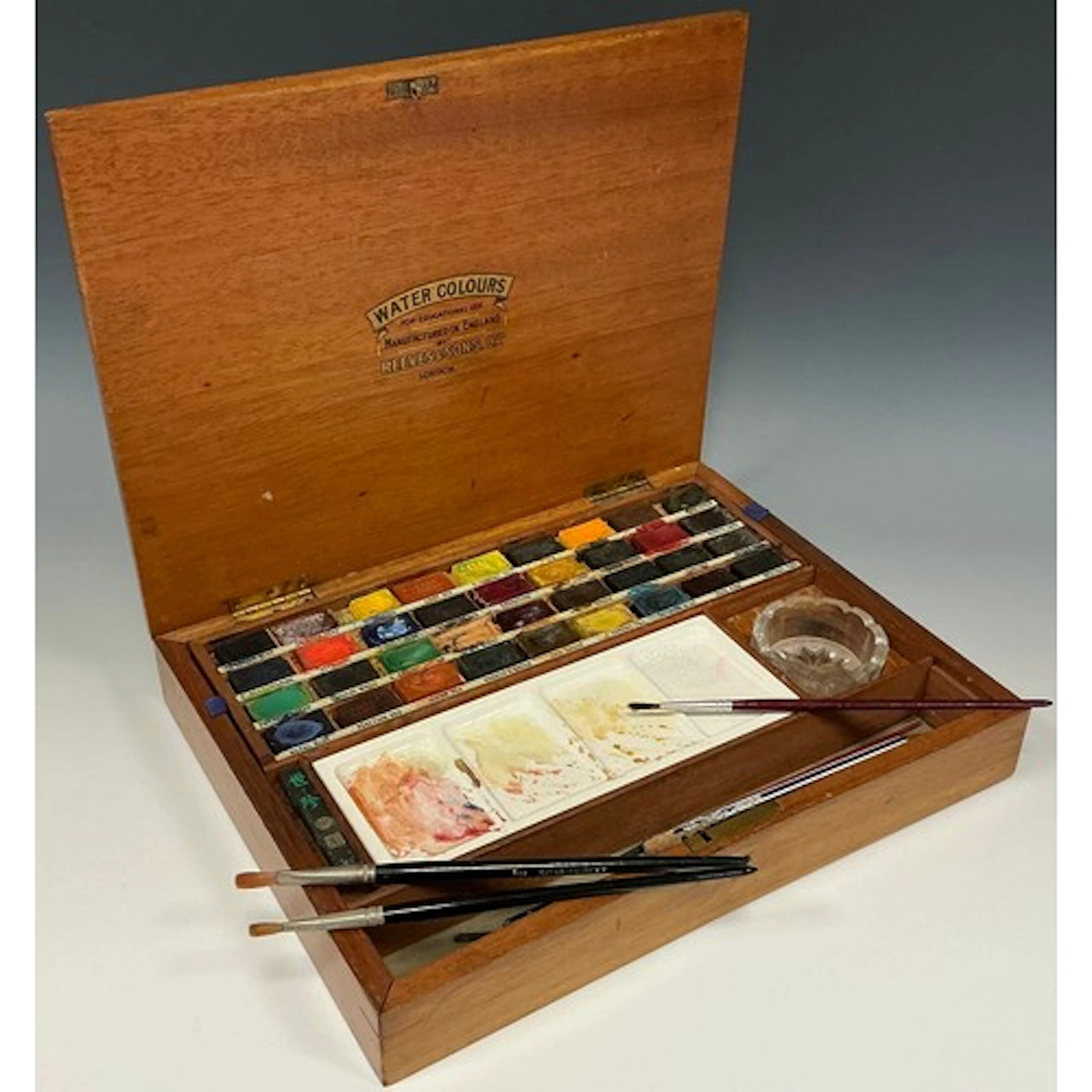 An Edwardian mahogany rectangular artist's box, by Reeves & ...