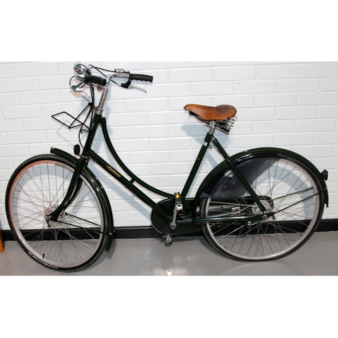 Pashley Classic ladies city bicycle in green with gold trim....