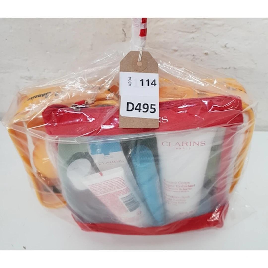 THREE BRAND NEW COSMETIC SET comprising 2 jet set summer (c...