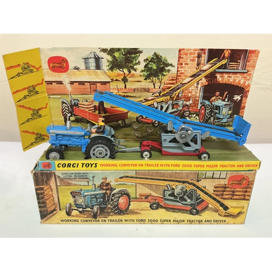 A Boxed Corgi Working Conveyor On Trailer With Ford 5000 Sup...