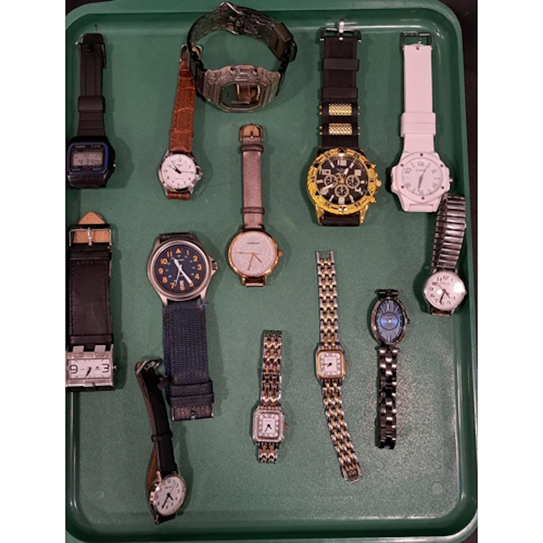 SELECTION OF LADIES AND GENTLEMEN'S WRISTWATCHES including C...