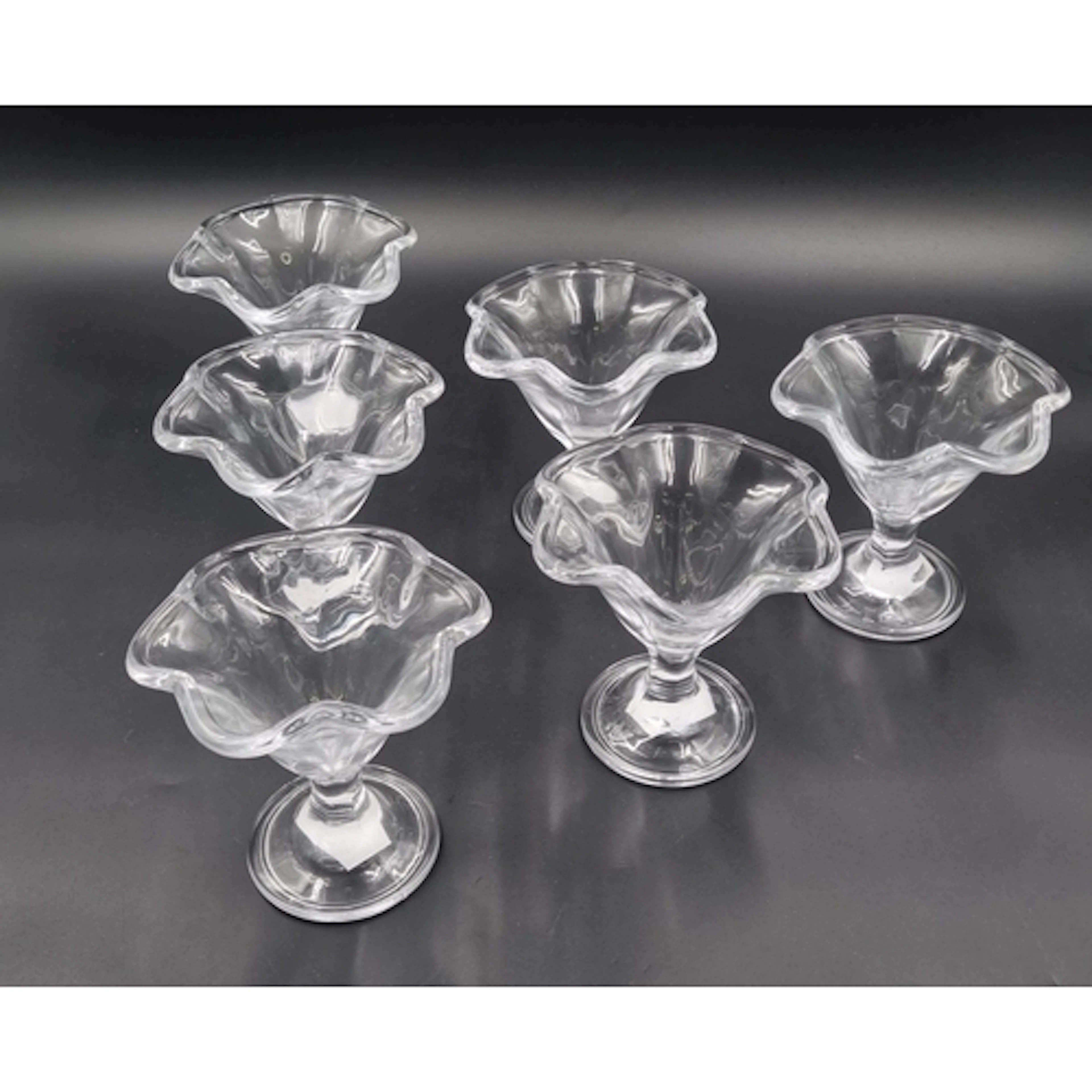Set of 6 Meadows & Byrne “Primavera” clear glass sundae dish...