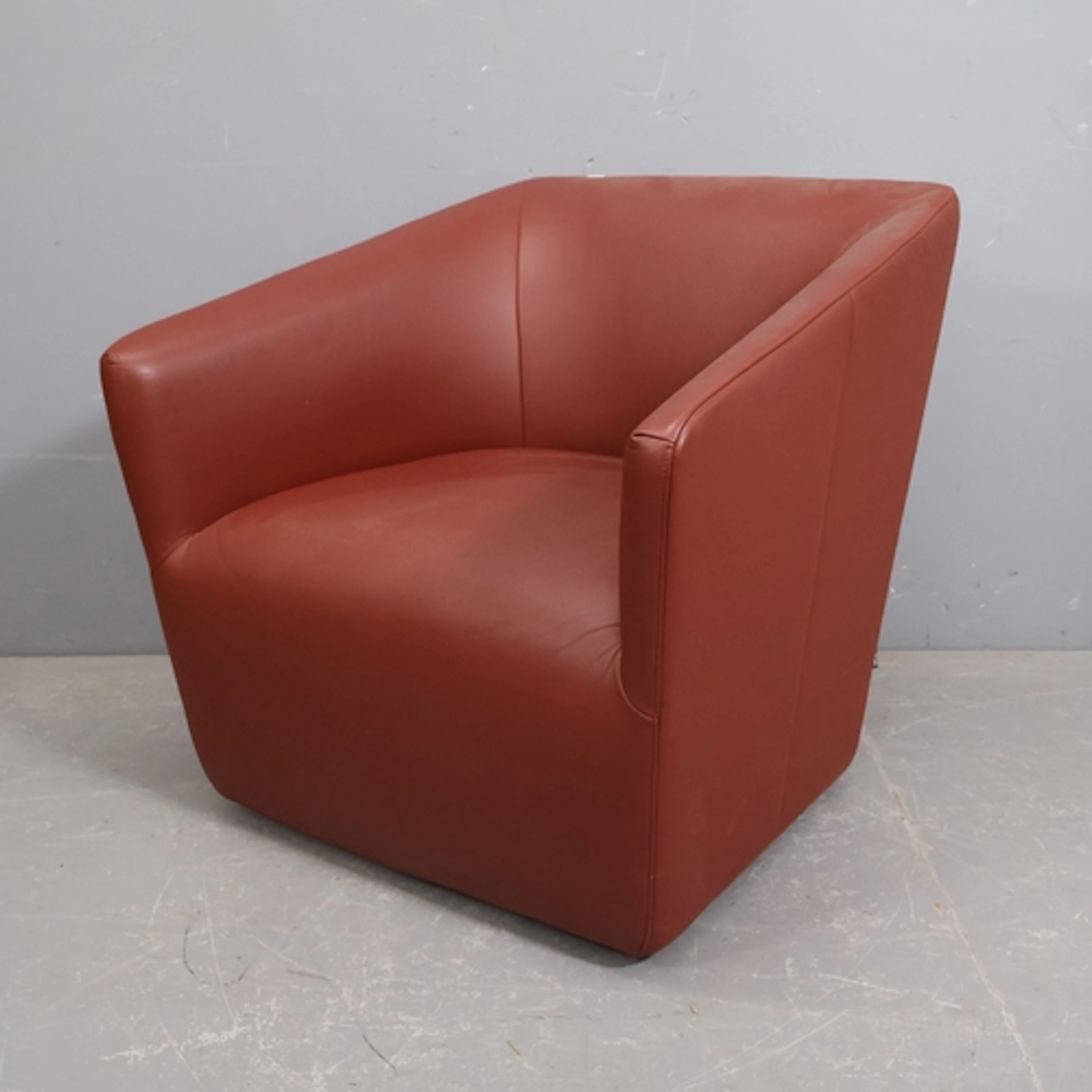 Jasper Morrison - A Vitra leather lounge chair model “Occasi...