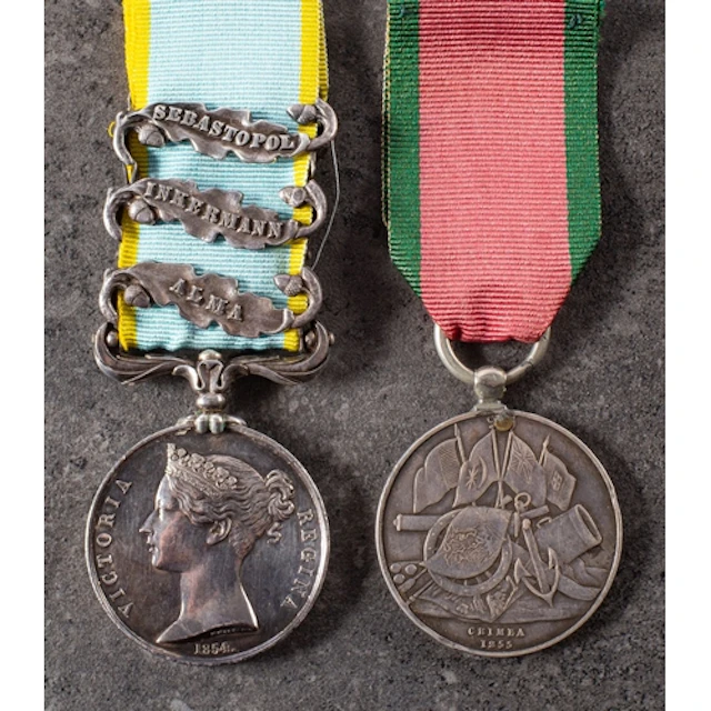 A Crimea pair to 3287 'T Smith 2nd Batn Rifle Brgde' Crimea...