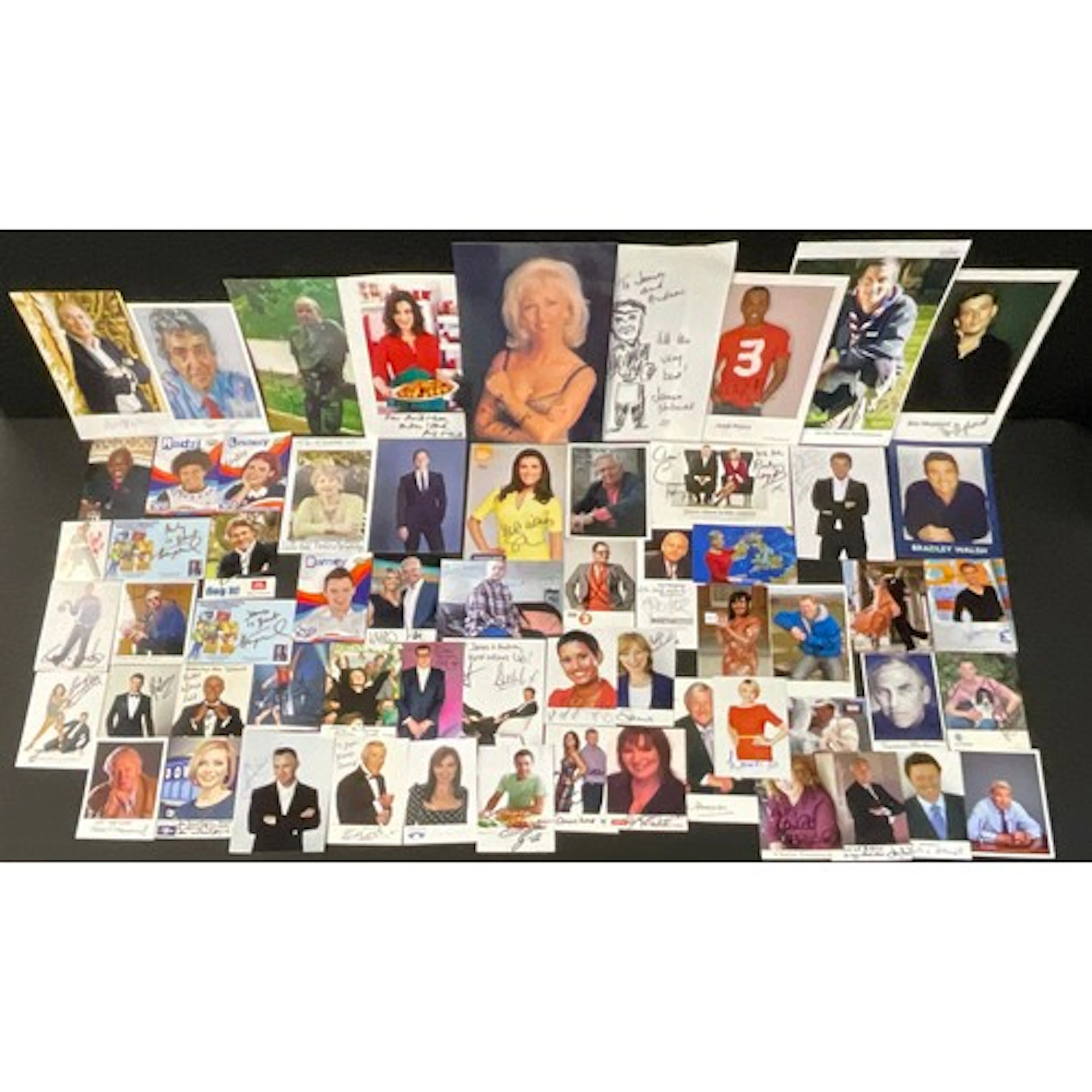 Signatures & Autographs - TV, Children’s & News Presenters: ...