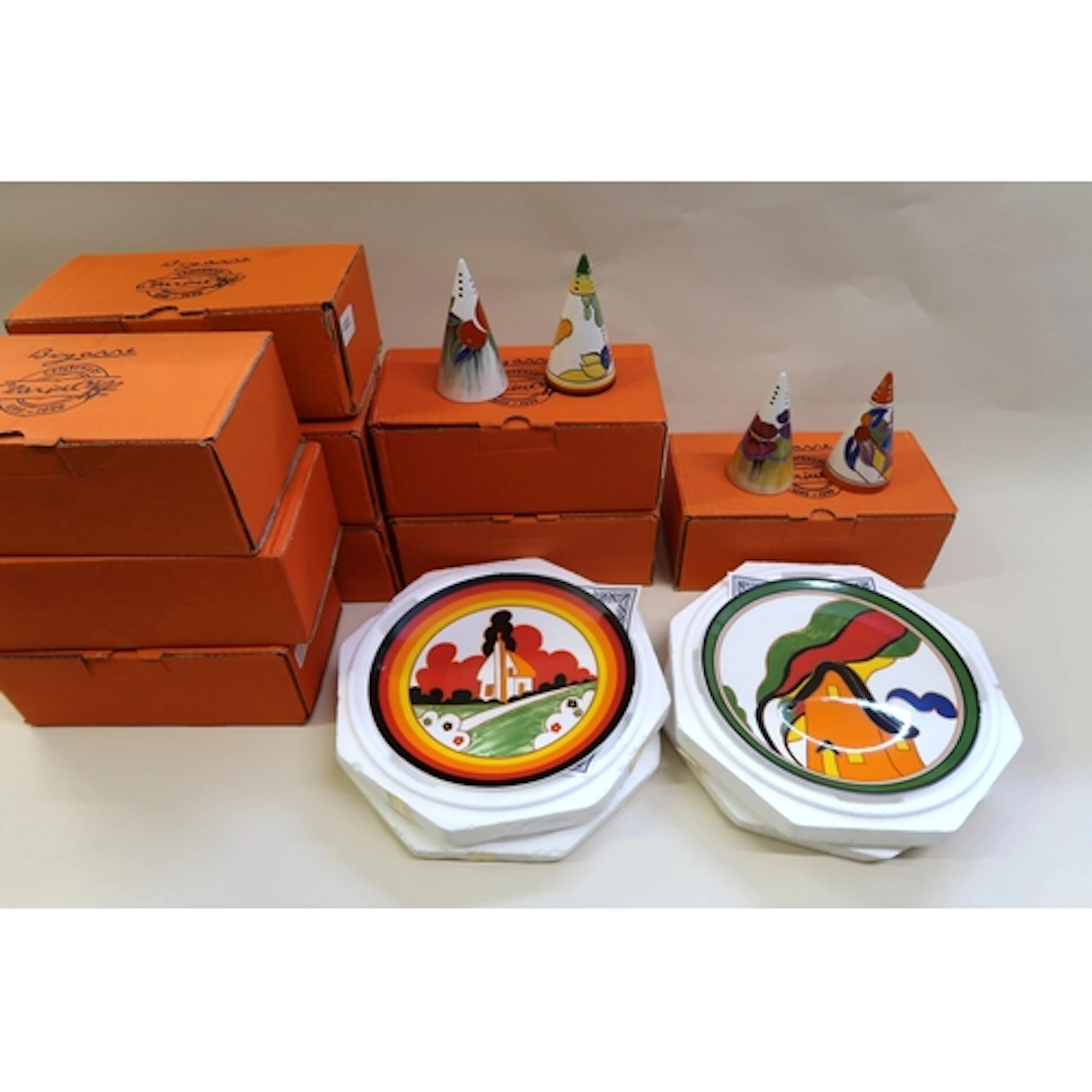 Collection of Wedgwood Clarice Cliff Bizarre pattern plates ...