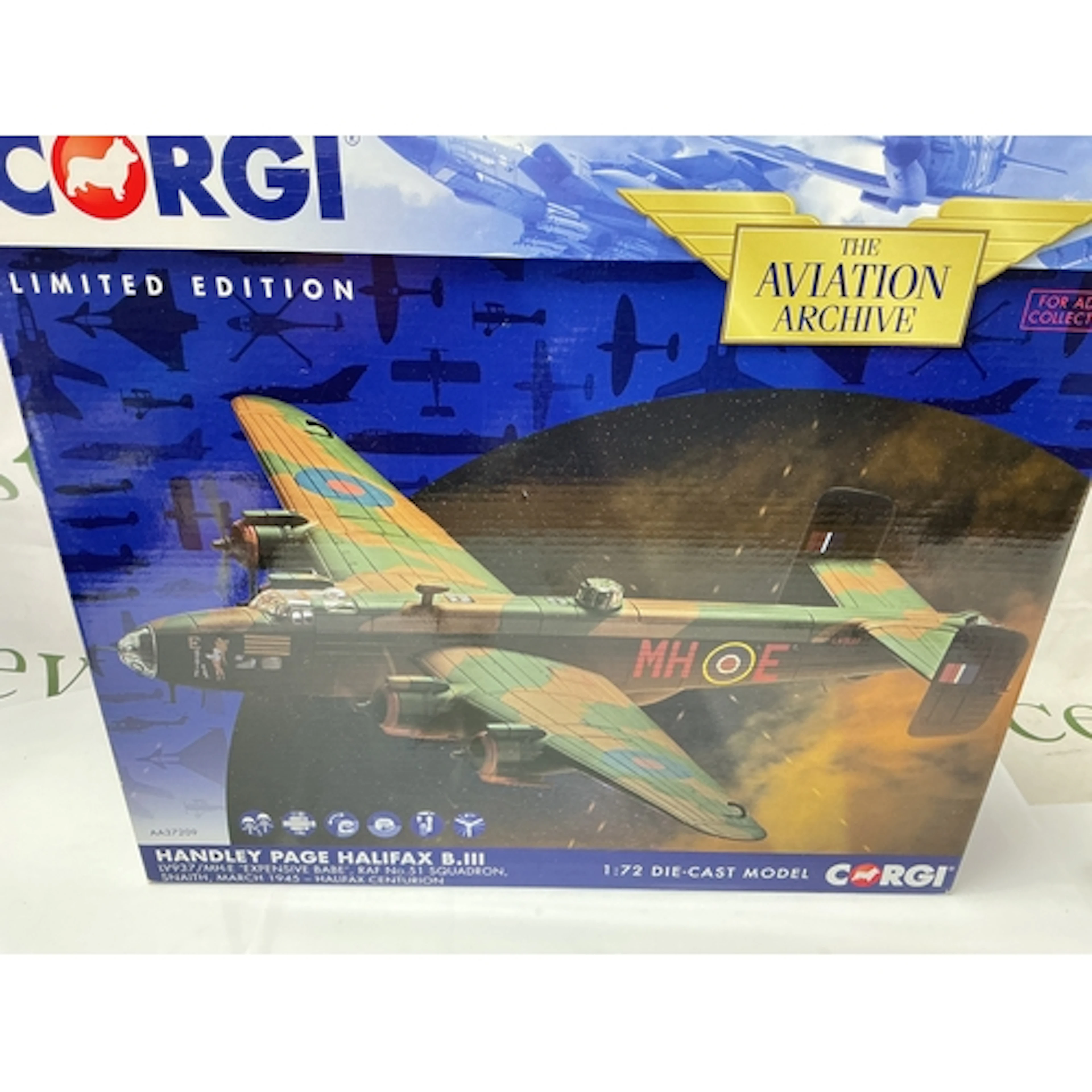 A Boxed Corgi Aviation Archive Handley Page Halifax B.II #AA...