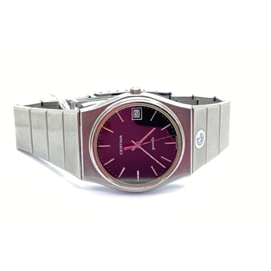 Certina; A Newport Quartz Gent's Wristwatch, Ref:744 3025 41...