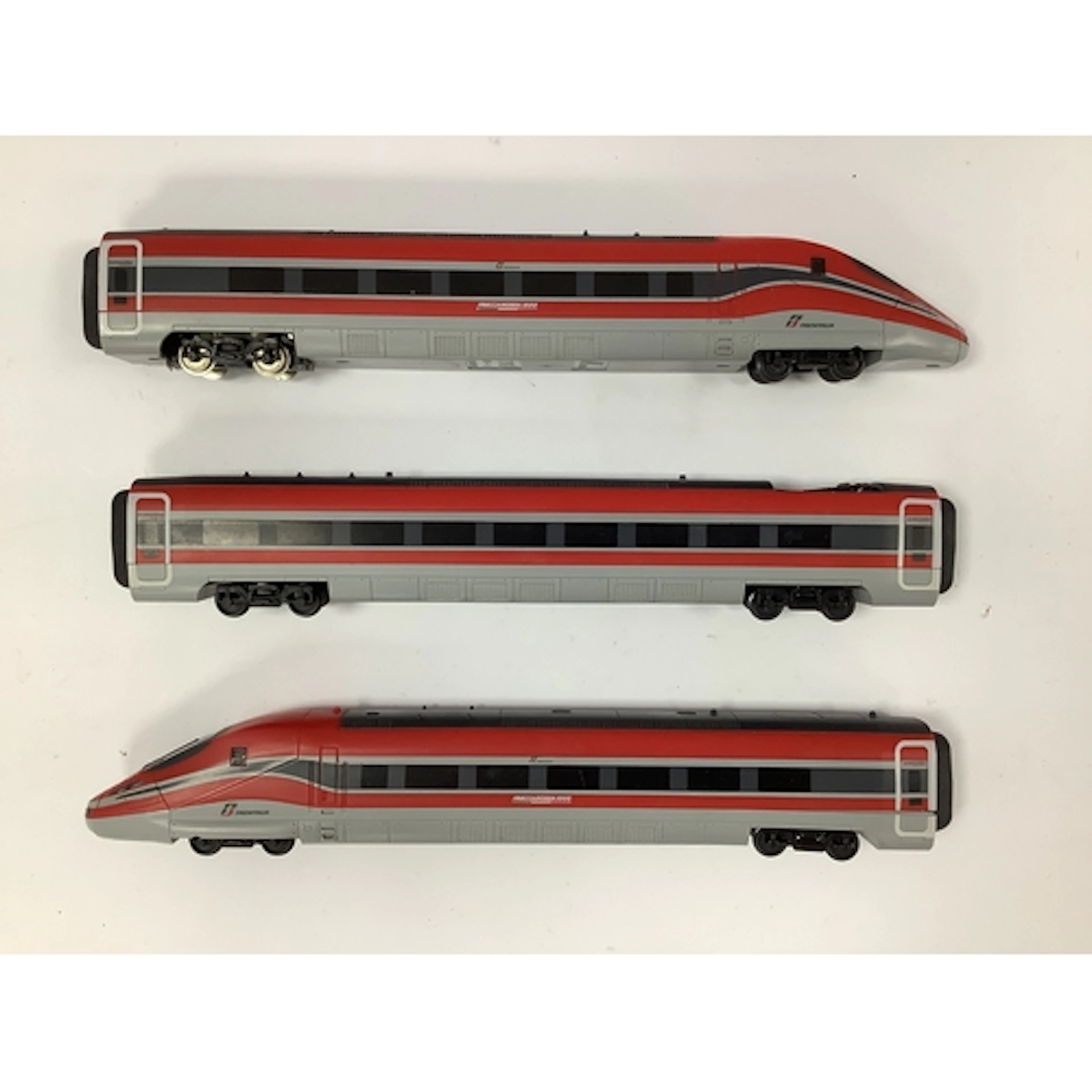 An LE Toys HO scale Trenitalia "Frecciarossa 1000" Italian t...