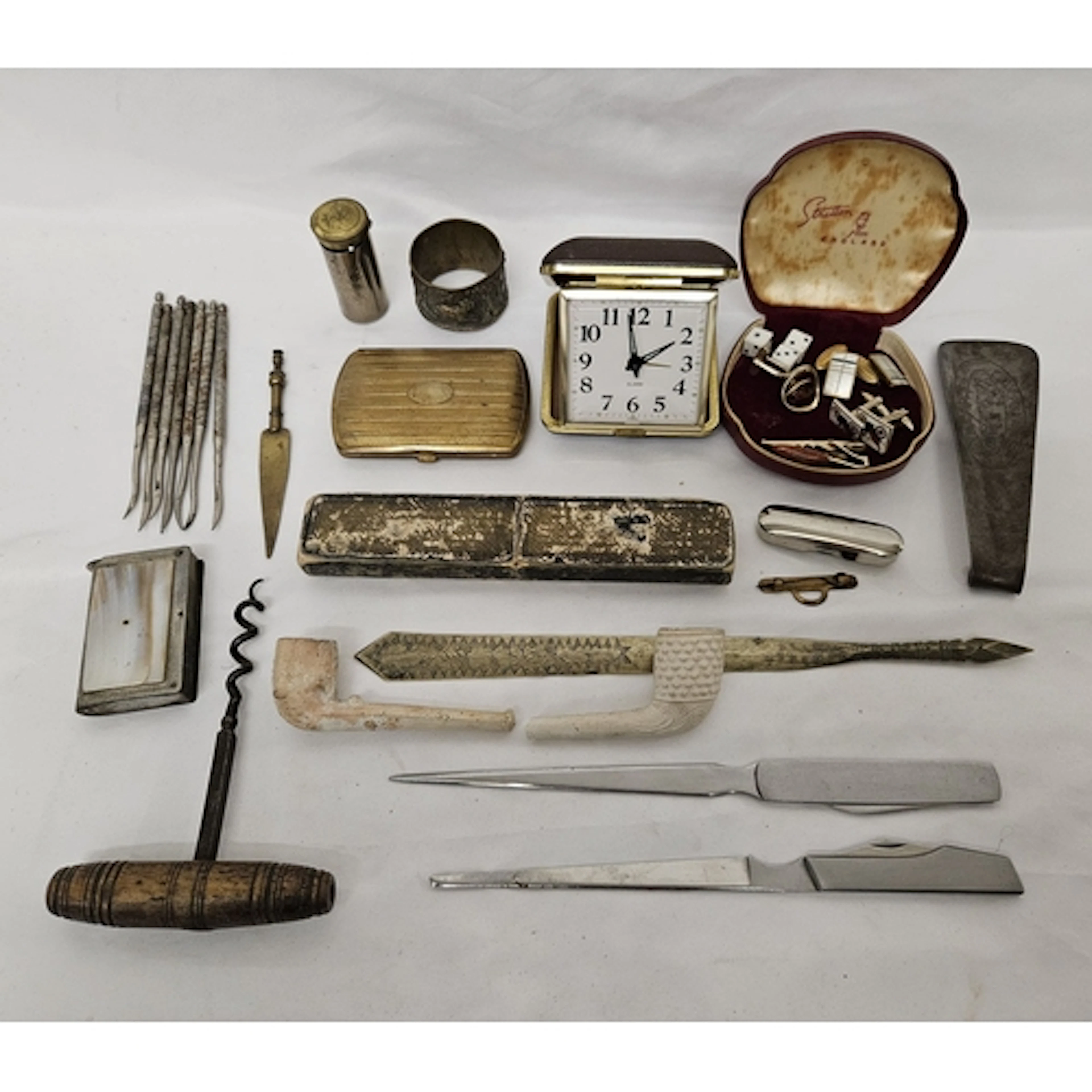 2 Partial Clay Pipes, cufflinks incl. pair Stratton in box, ...