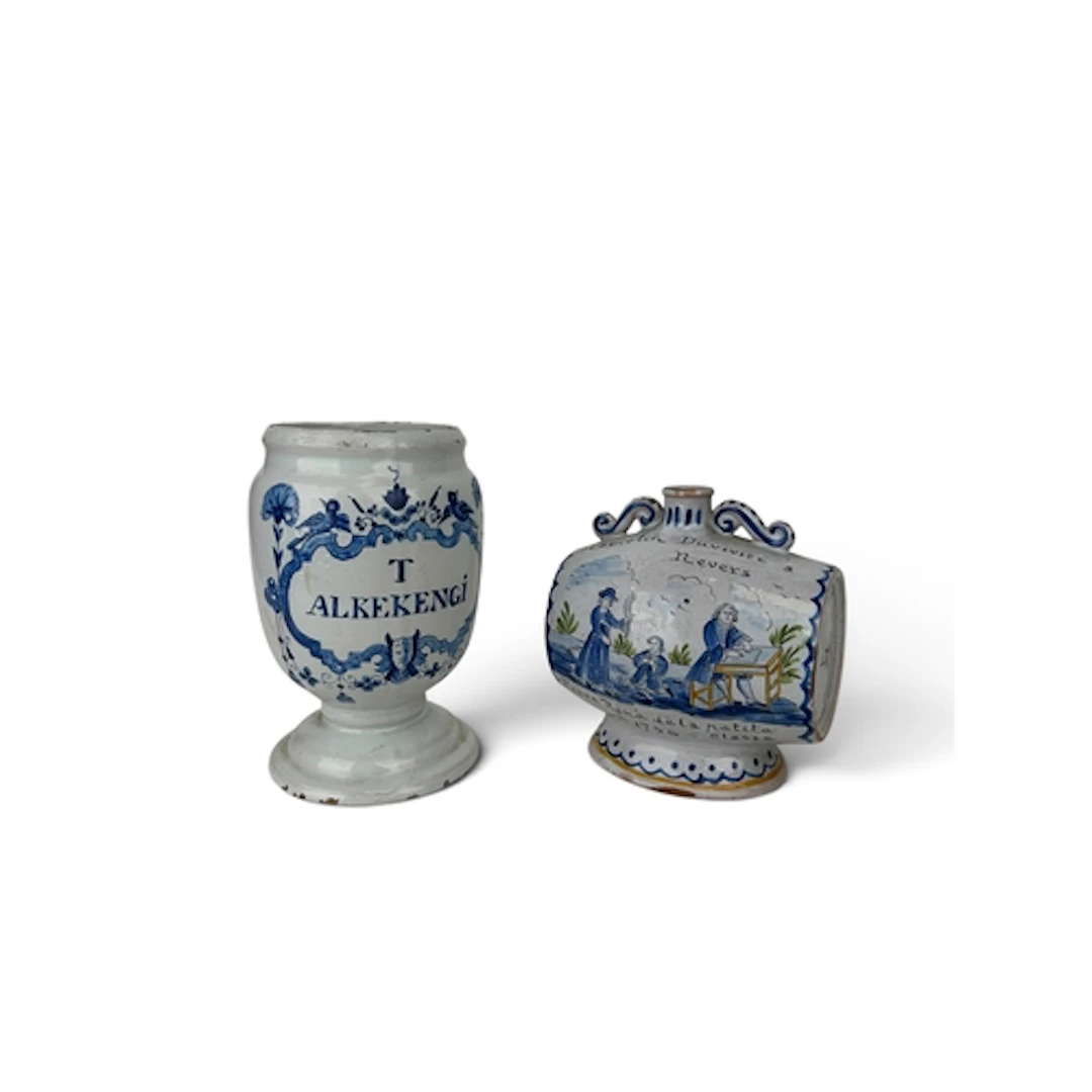 TWO 18TH CENTURY DELFT VASES Largest 21cm H