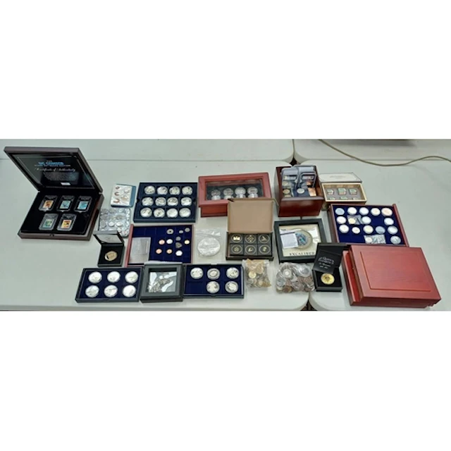 VERY LARGE COLLECTION OF MOSTLY RECENT ISSUE COINS TO INCLUD...