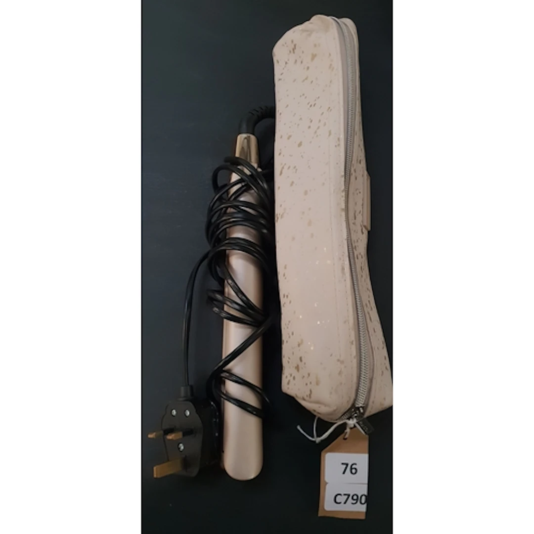 PAIR OF HAIR STRAIGHTENERS REMINGTON ADVANCED COLOUR PROTECT...