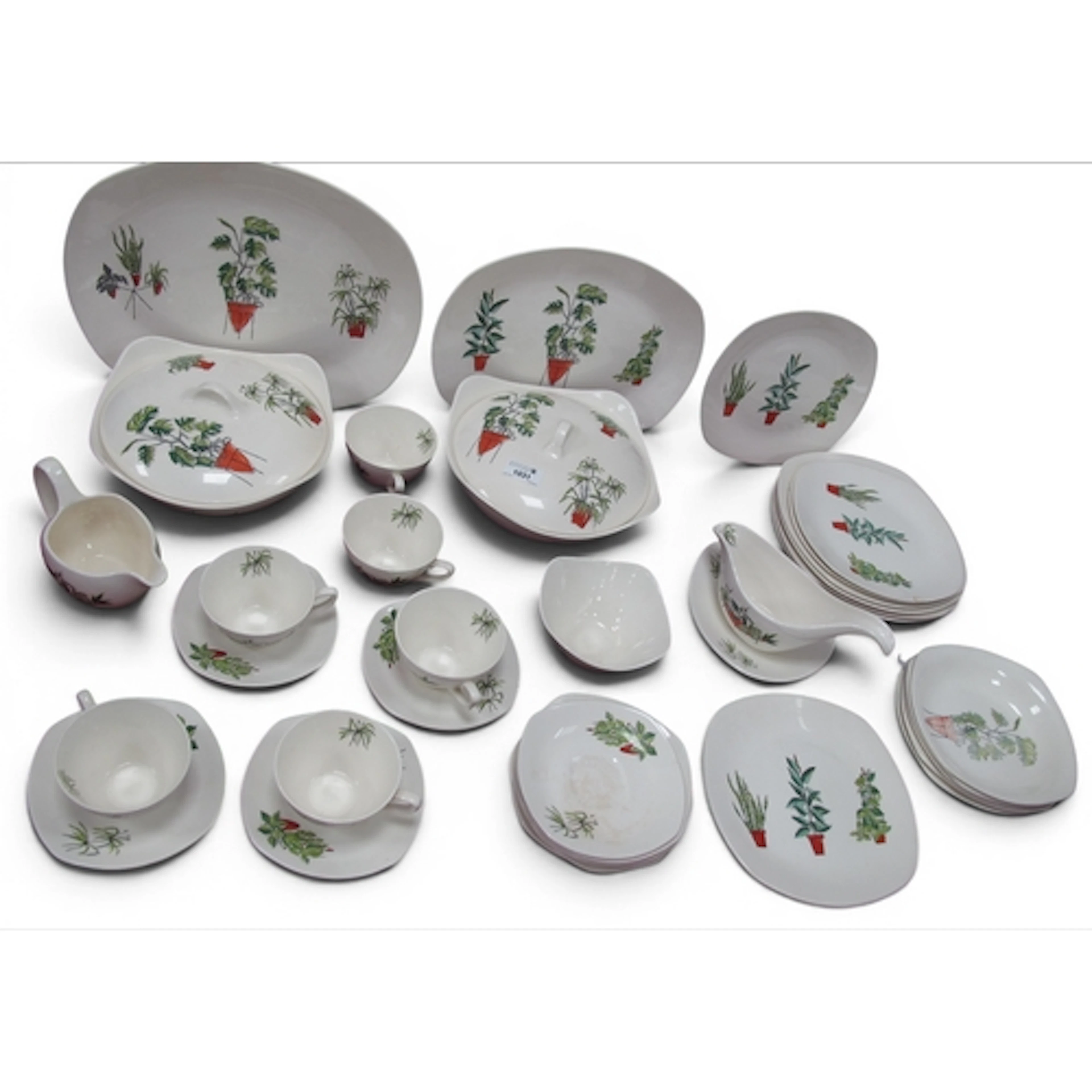 A Midwinter Stylecraft Fashion Shape 'Plant Life' Part Dinne...