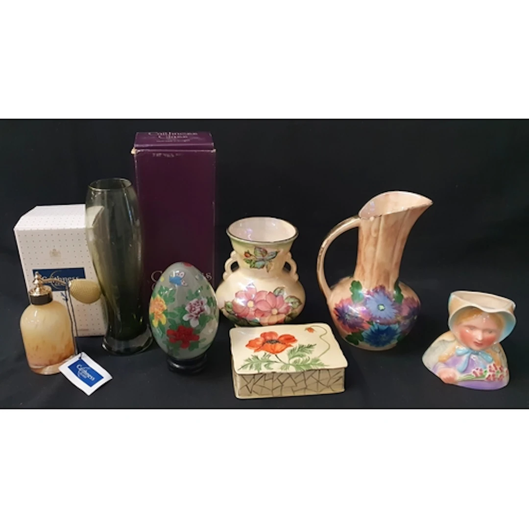 SELECTION OF DECORATIVE GLASS AND CERAMICS including a Caith...