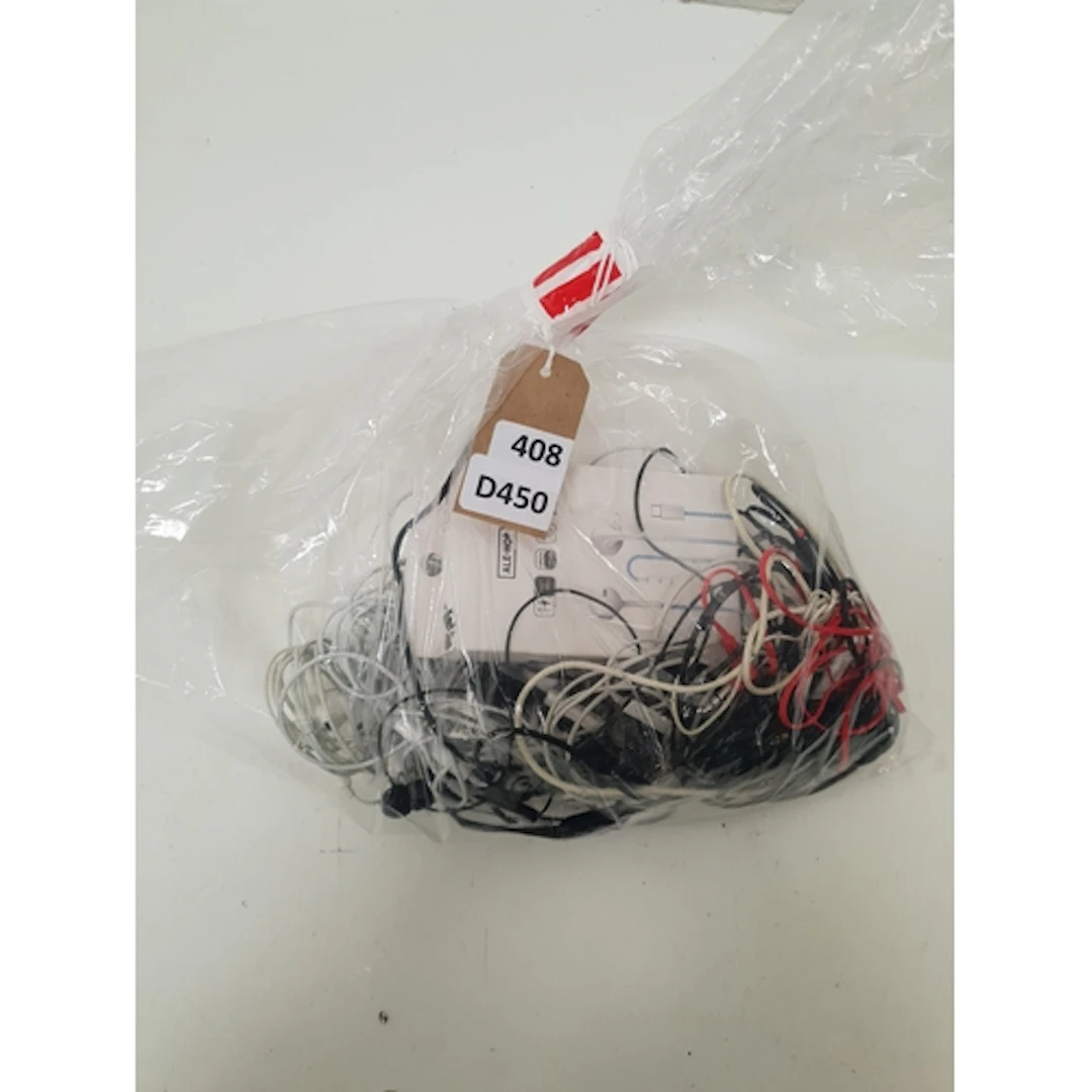 ONE BAG OF EARPHONES