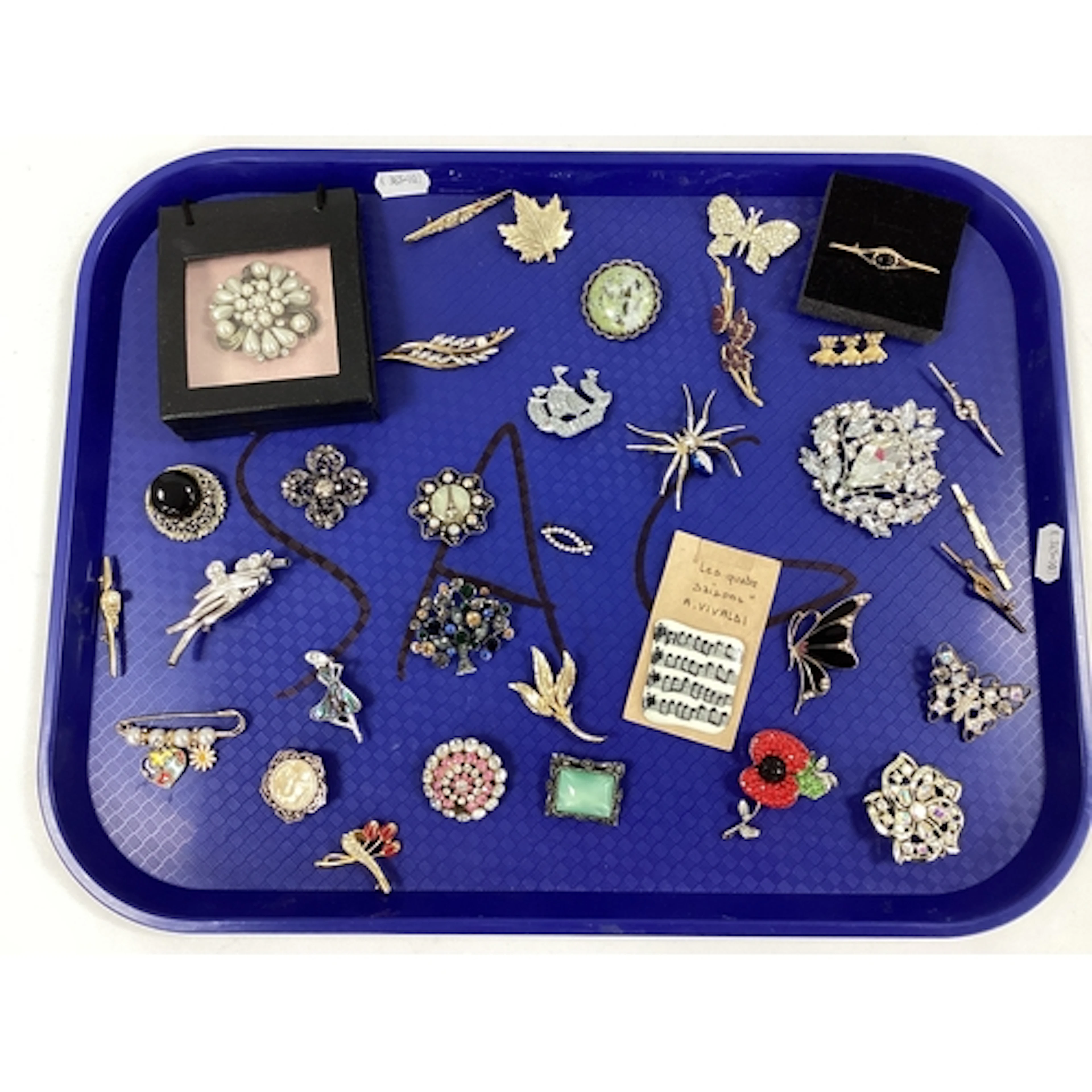 A Collection of Assorted Brooches, including bar brooches, c...