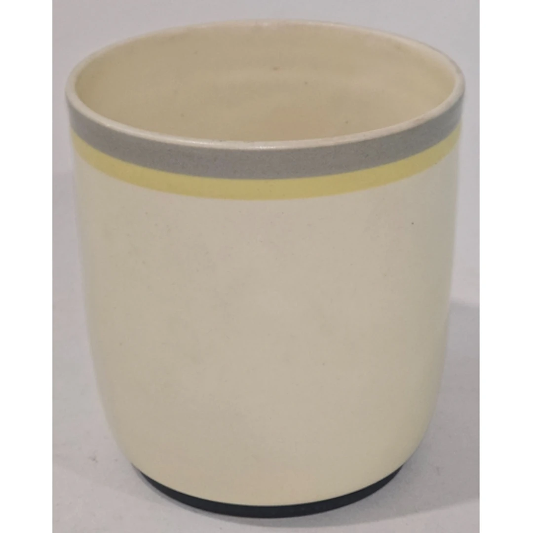 Poole pottery shape 132 Everest vase 4.8" high.
