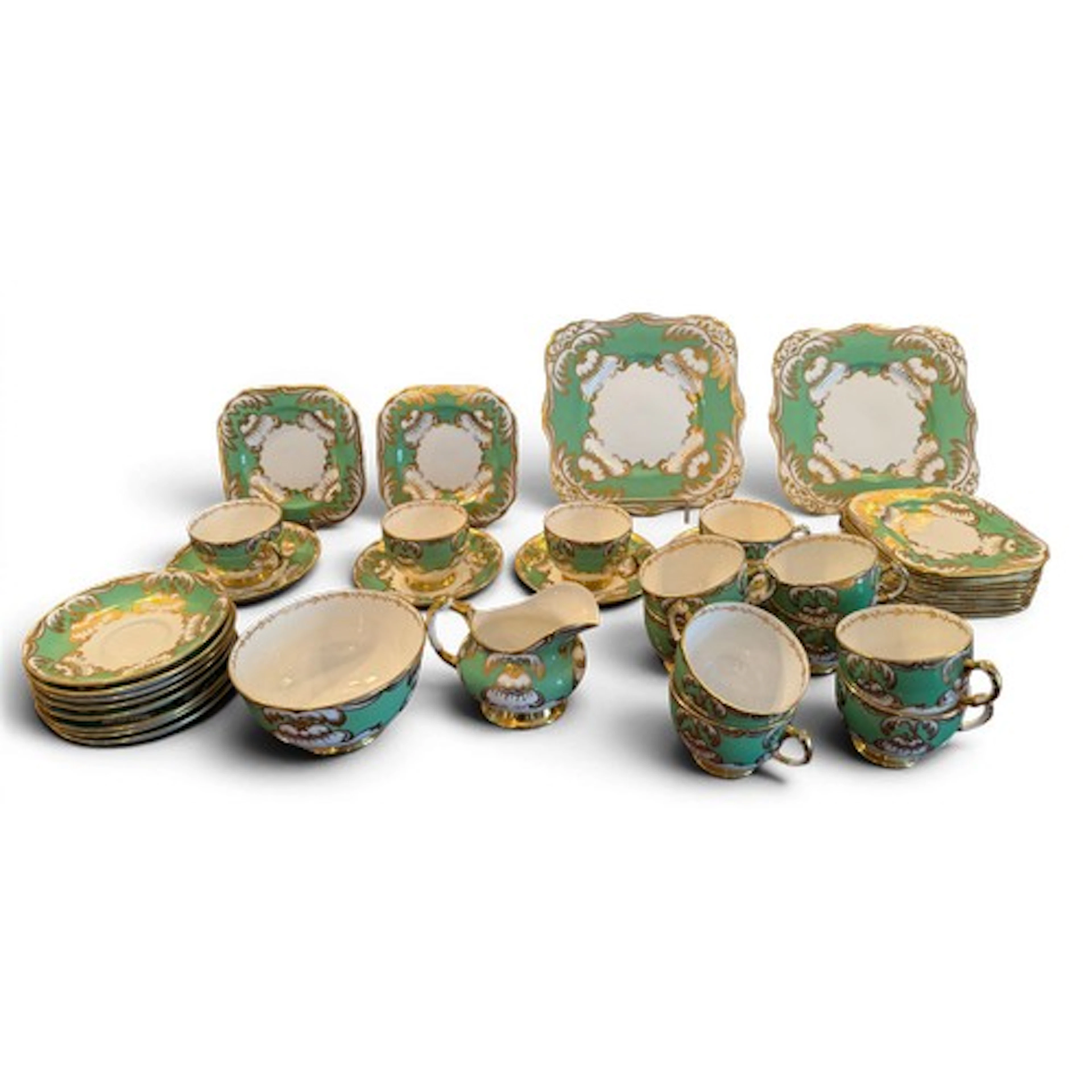 Plant Tuscan China tea service comprising 2 sandwich plates,...