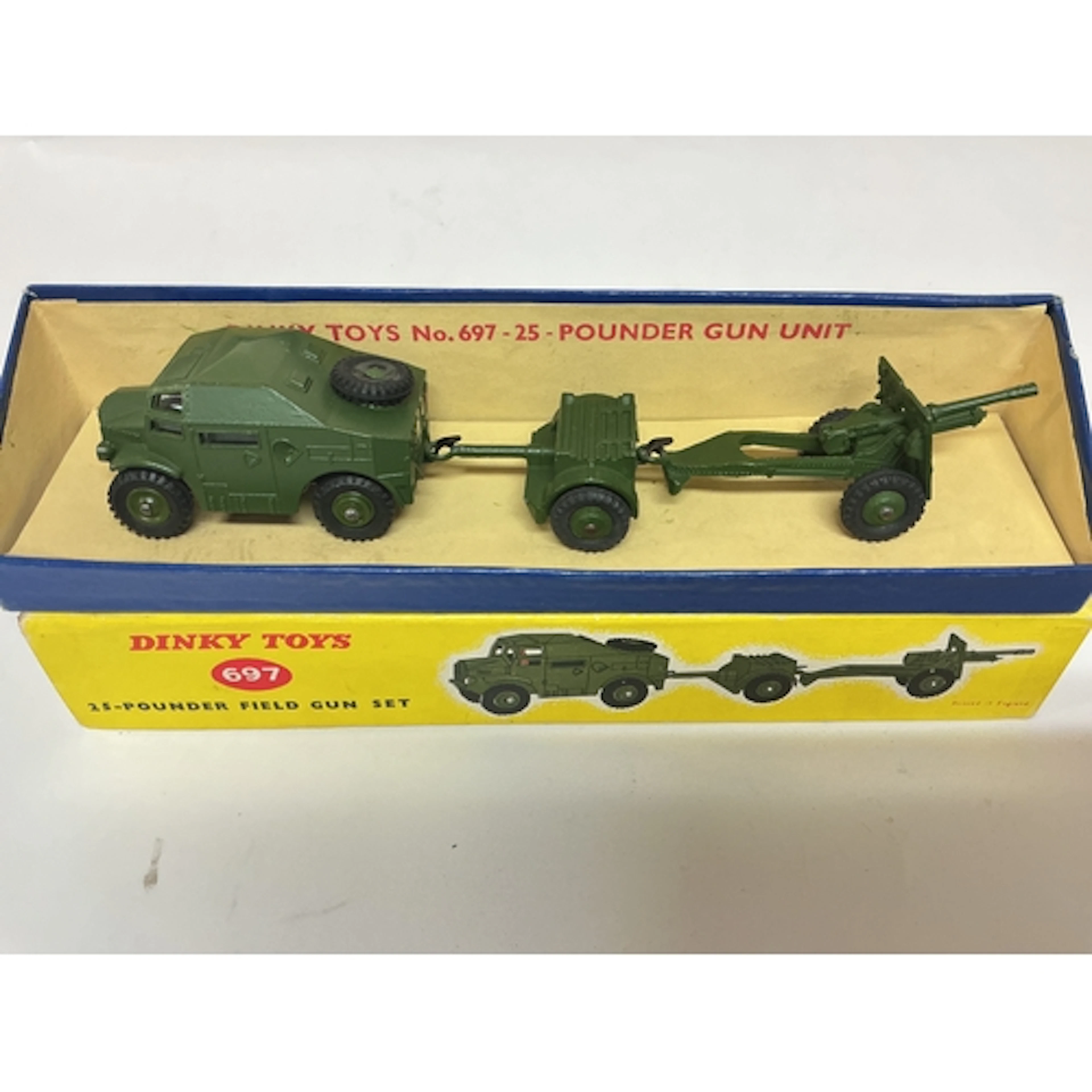 A Boxed Dinky 25-Pounder Field Gun Set #697.