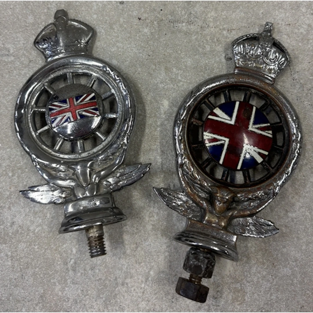 Two RAC bonnet mascots. Est. £20 - £30.