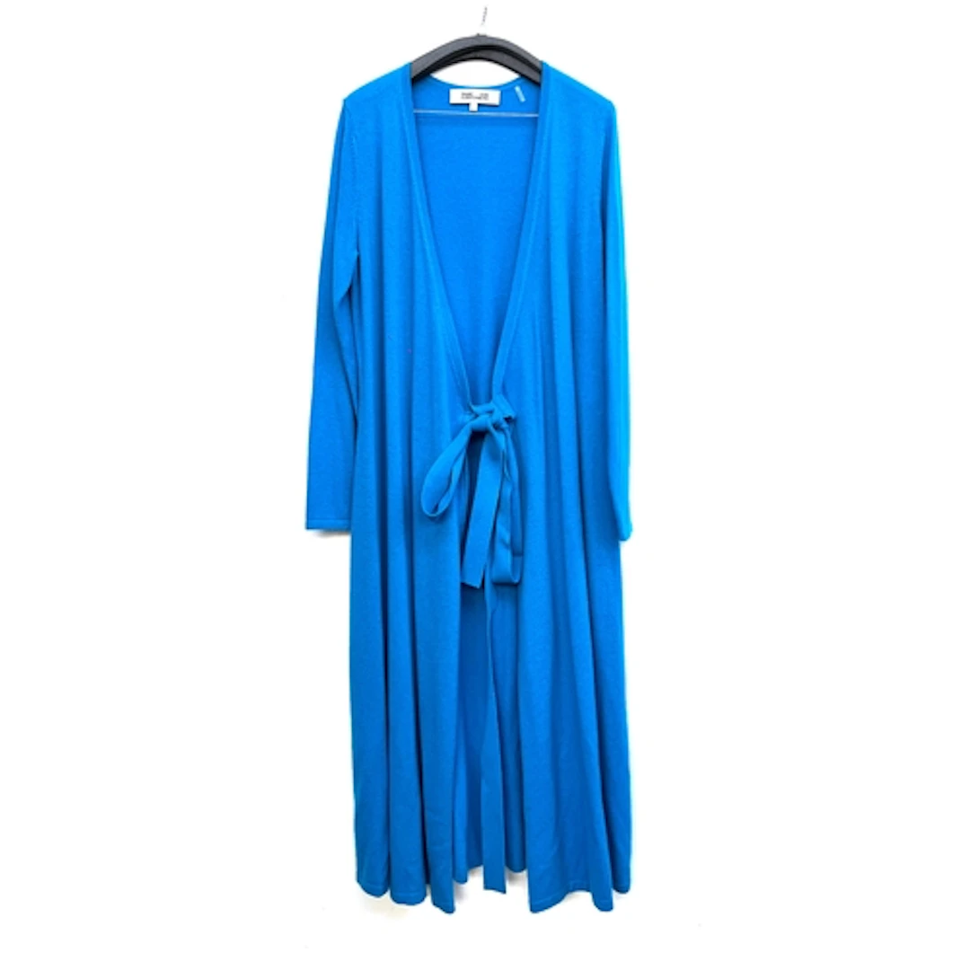 A Diane von Furstenberg light blue wool cashmere blend long ...