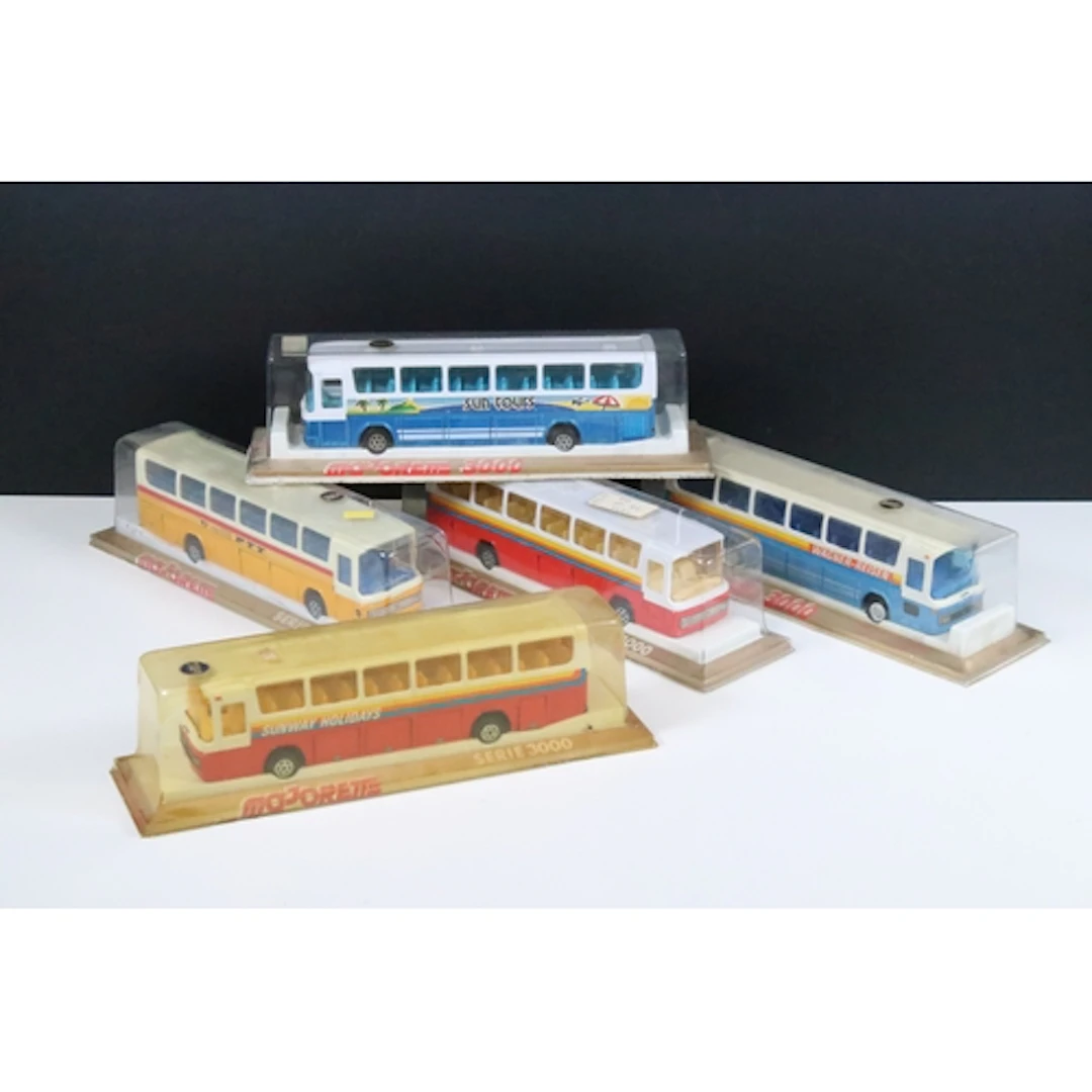 Five boxed Majorette 3000 3064 diecast models, all variants,...