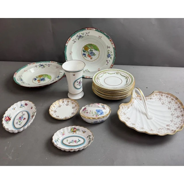 A selection of Spode china to include plates, jugs, and vase...