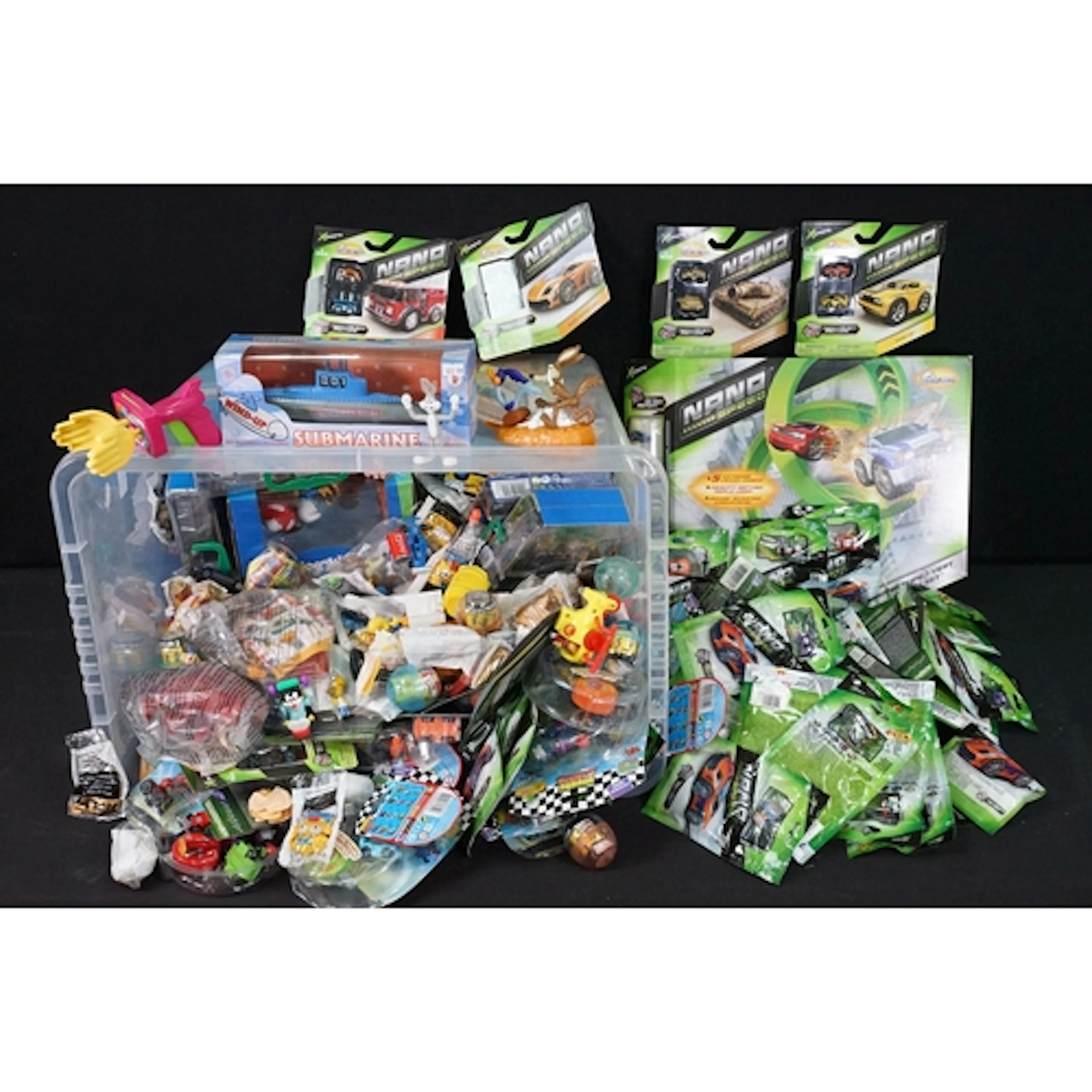 Collection of boxed / carded mixed toys to include Revell Ep...