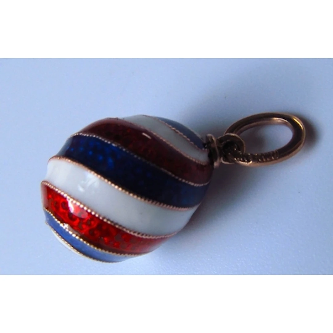 Russian Enamel Decorated 14 Carat Gold Egg Form Pendant