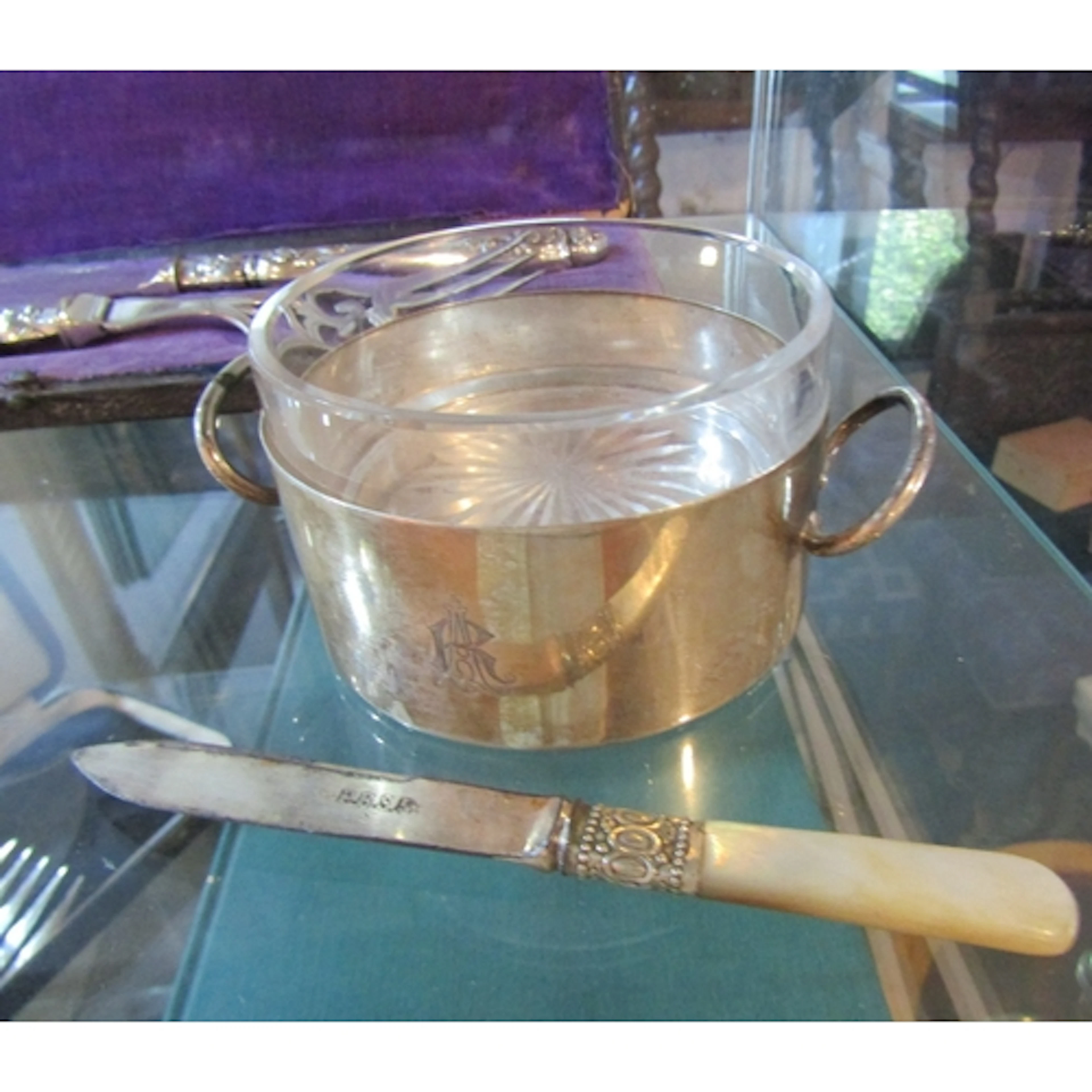 Silver Set Butter Knife with Butter Dish with Crystal Aligne...