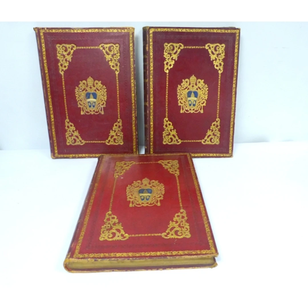 Pontificale Romanum. Summorum Pontificum. 3 vols....