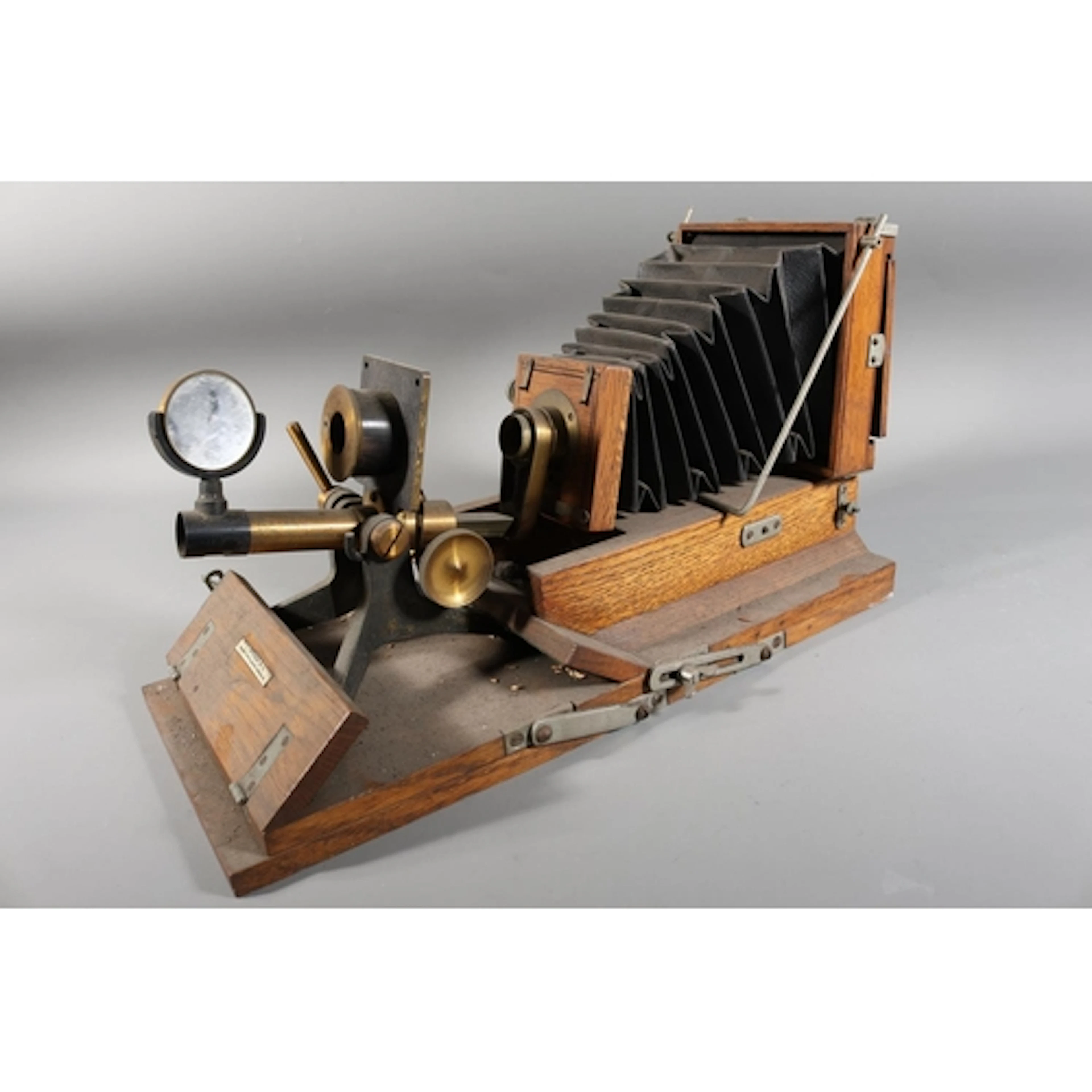Plate camera by F Davidson & Son, 58 Great Portland Stre...
