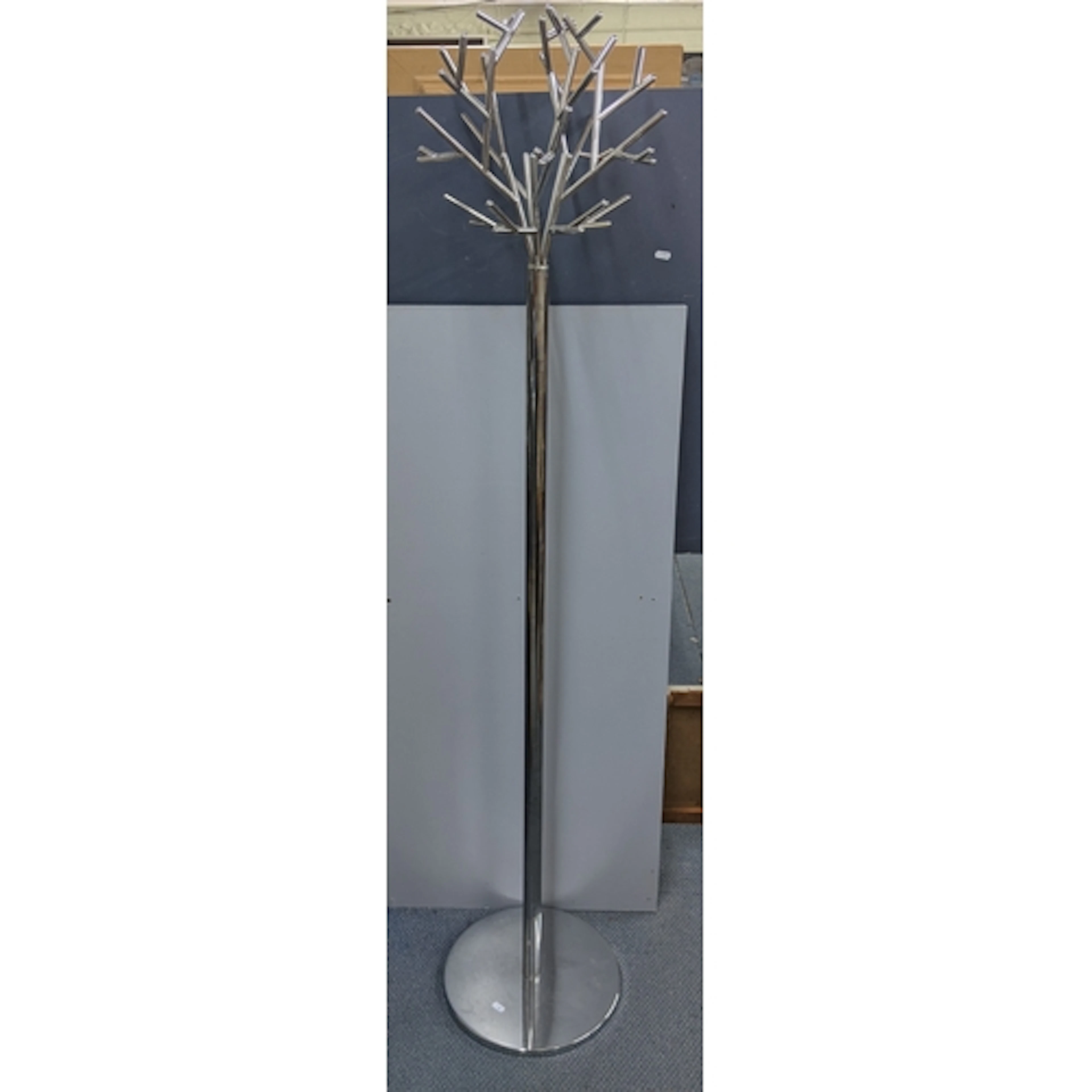 A contemporary Clara coat stand in chrome by Ligne Roset 173...